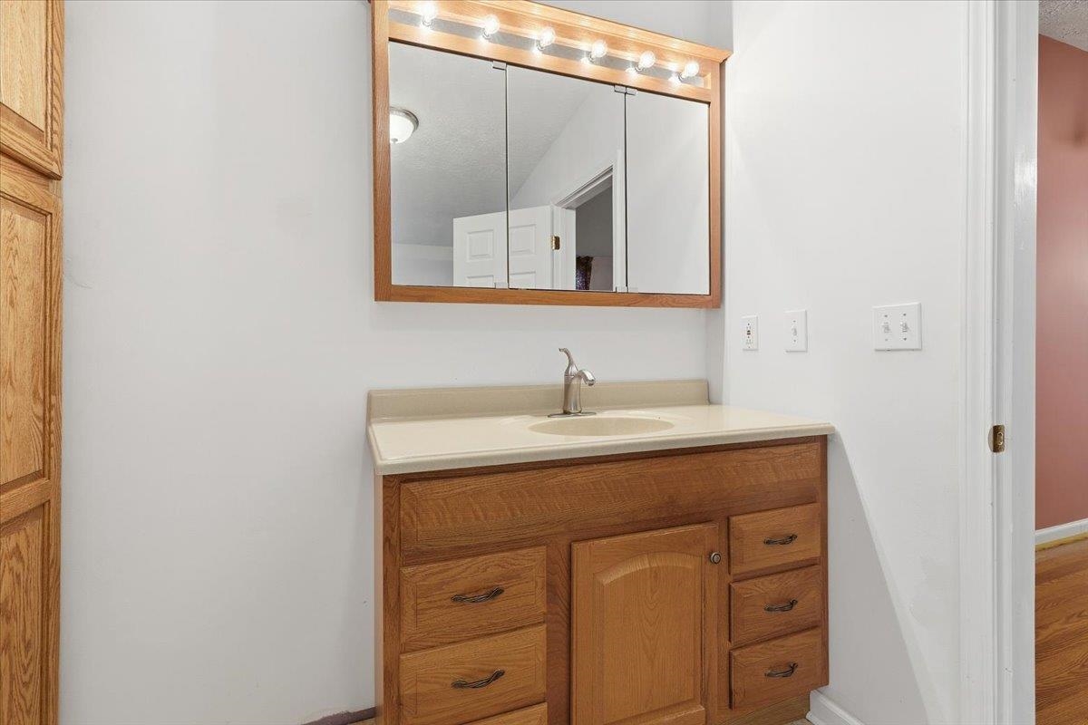 5308 Thornspring Road Pulaski VA 24301