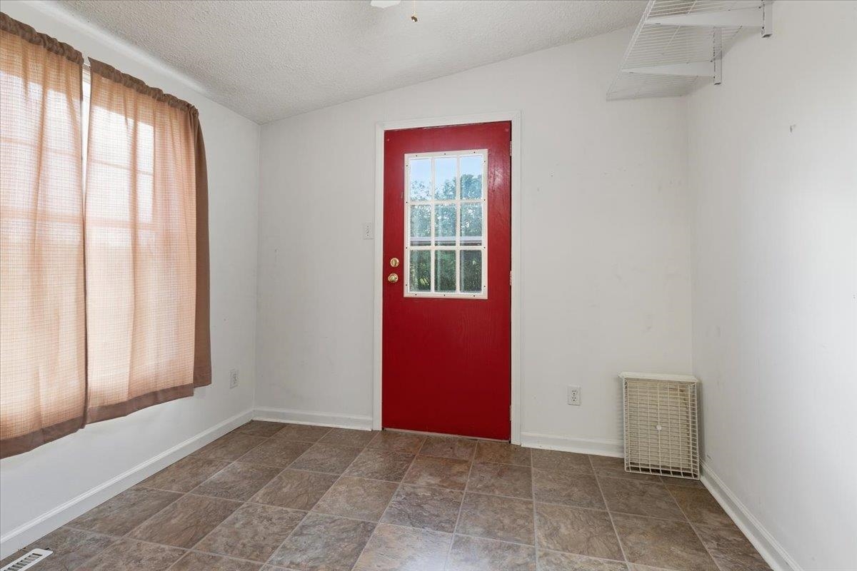 5308 Thornspring Road Pulaski VA 24301
