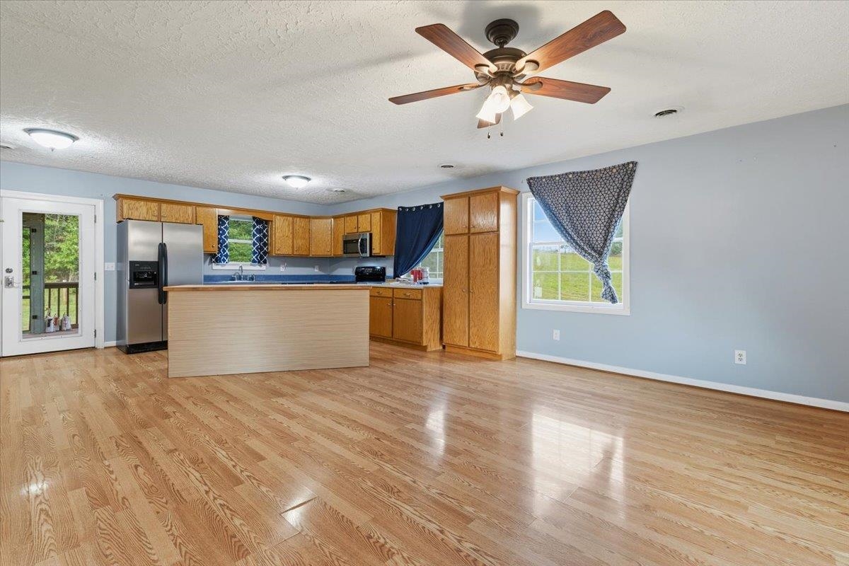 5308 Thornspring Road Pulaski VA 24301