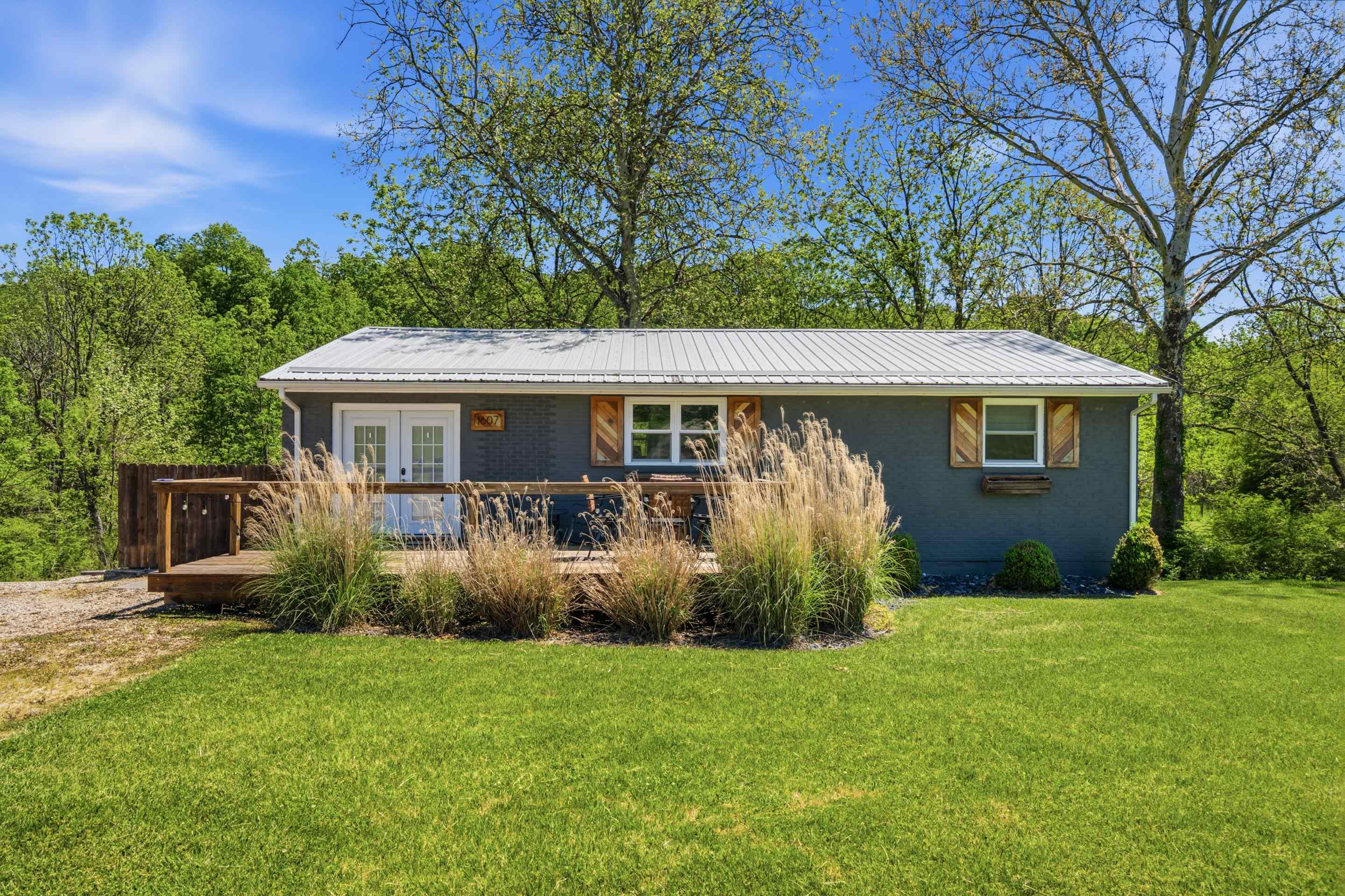 Blacksburg VA, 1607 Meadowbrook Drive