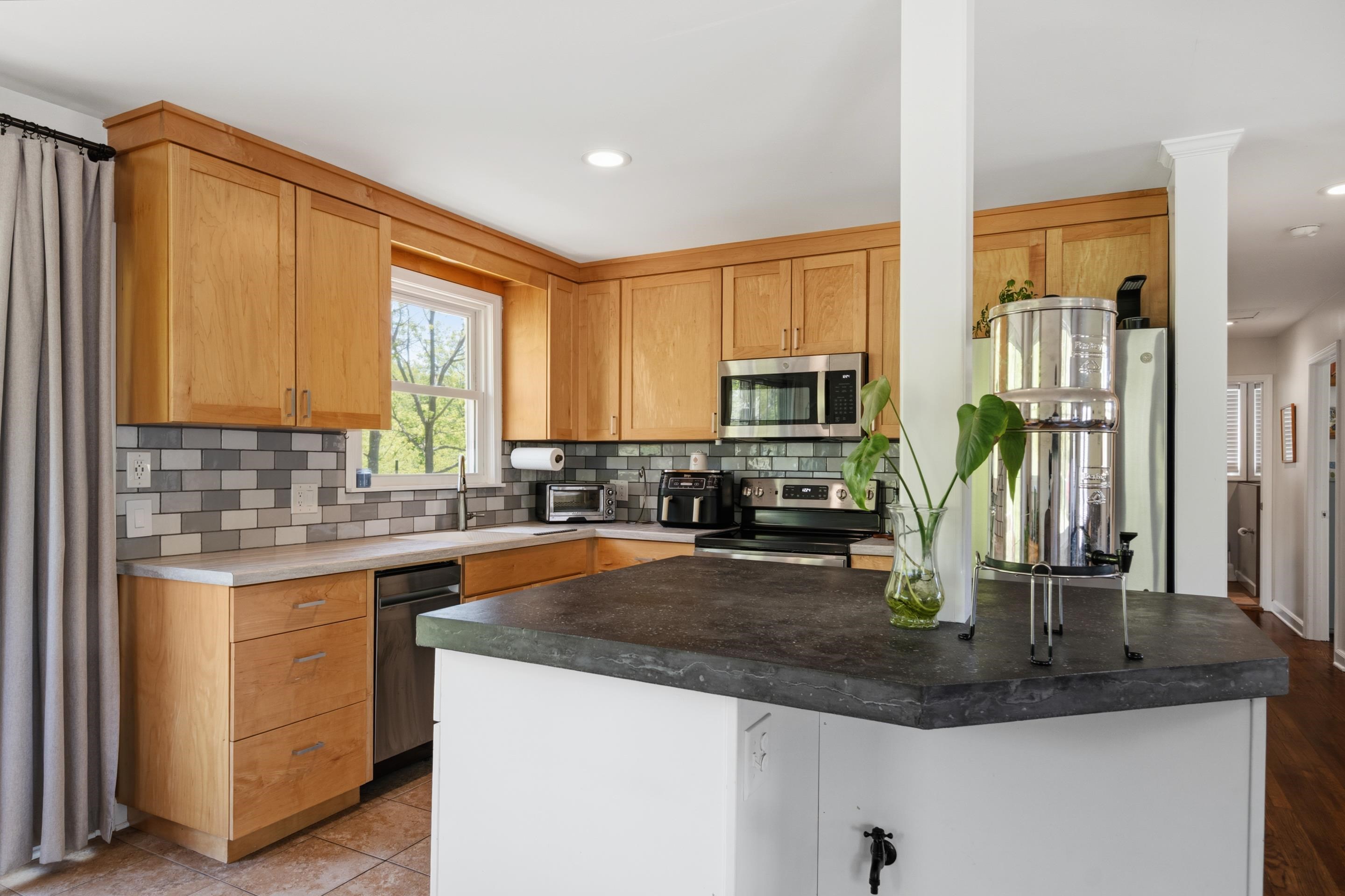 1607 Meadowbrook Drive Blacksburg VA 24060