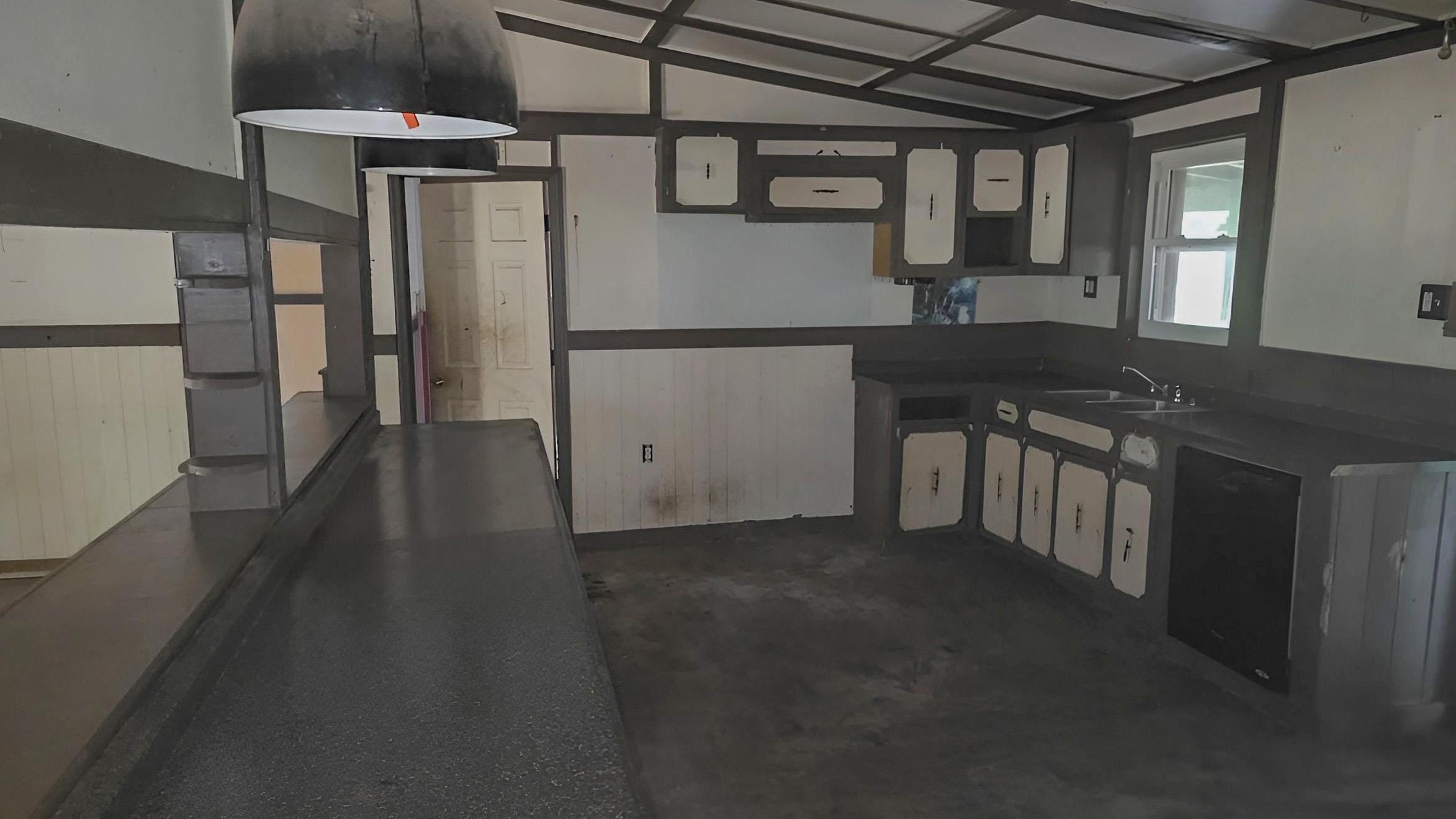 583 Riverwood Lane Fries VA 24330