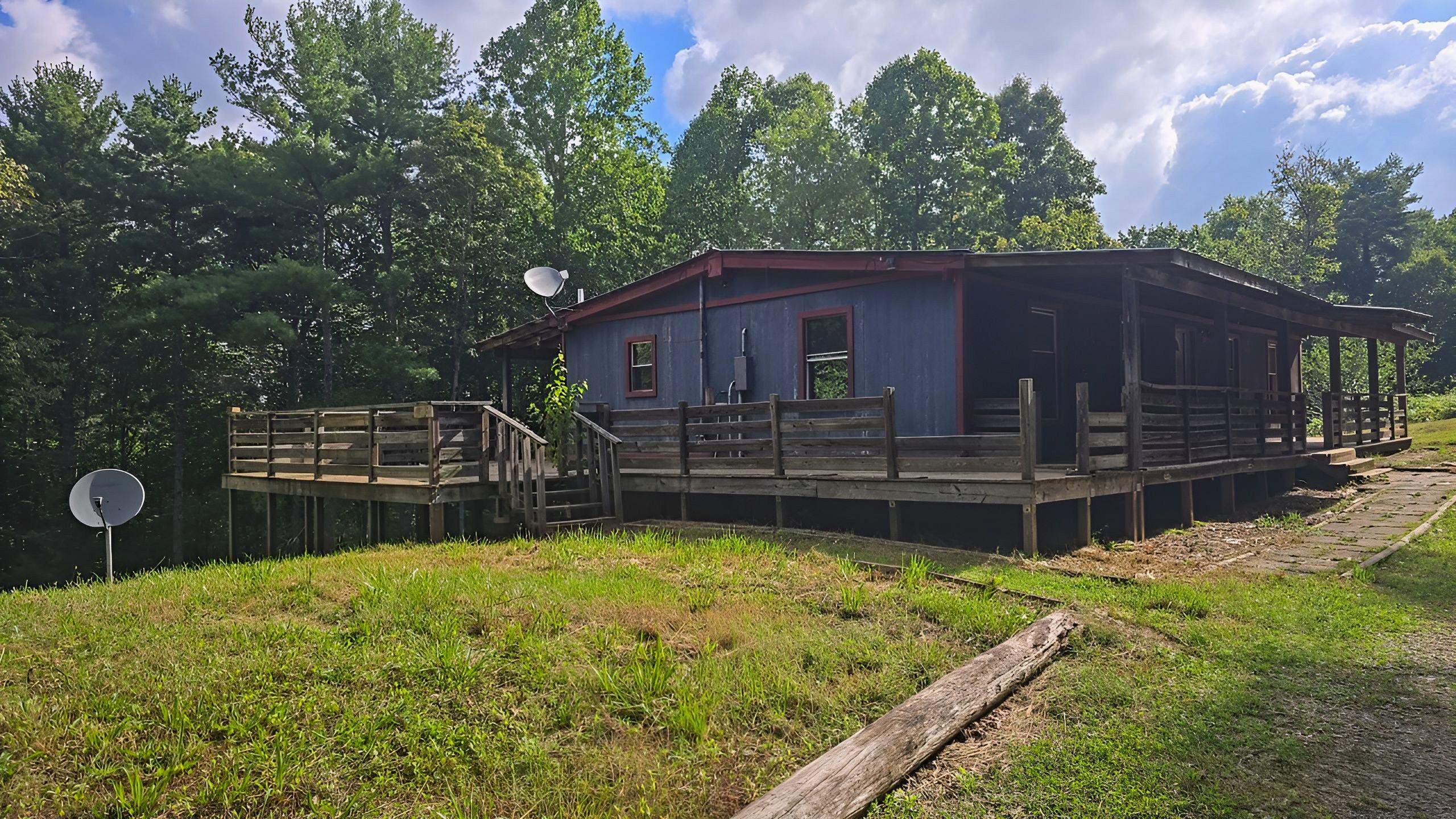 583 Riverwood Lane Fries VA 24330