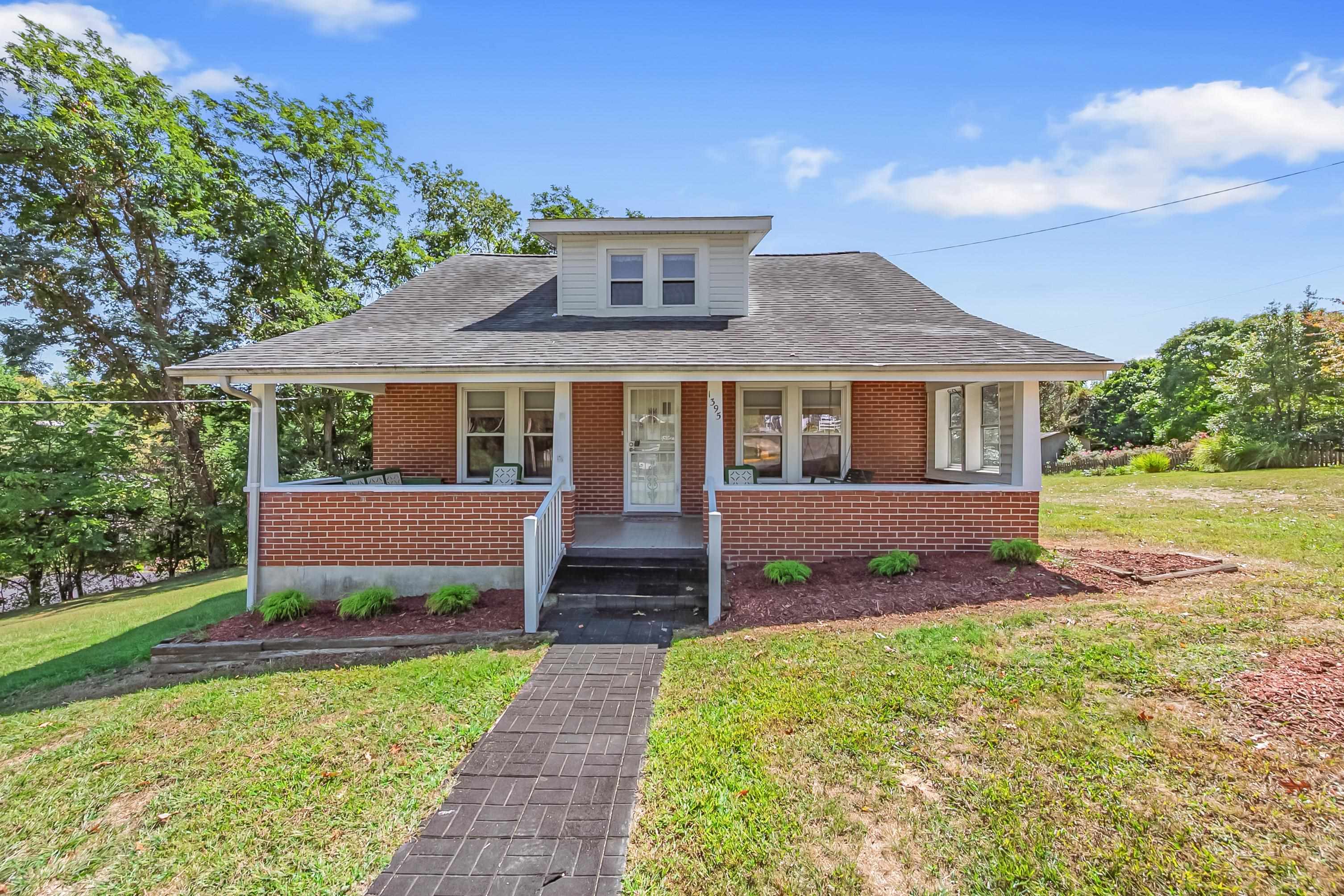 1395 W Main Street Wytheville VA 24382