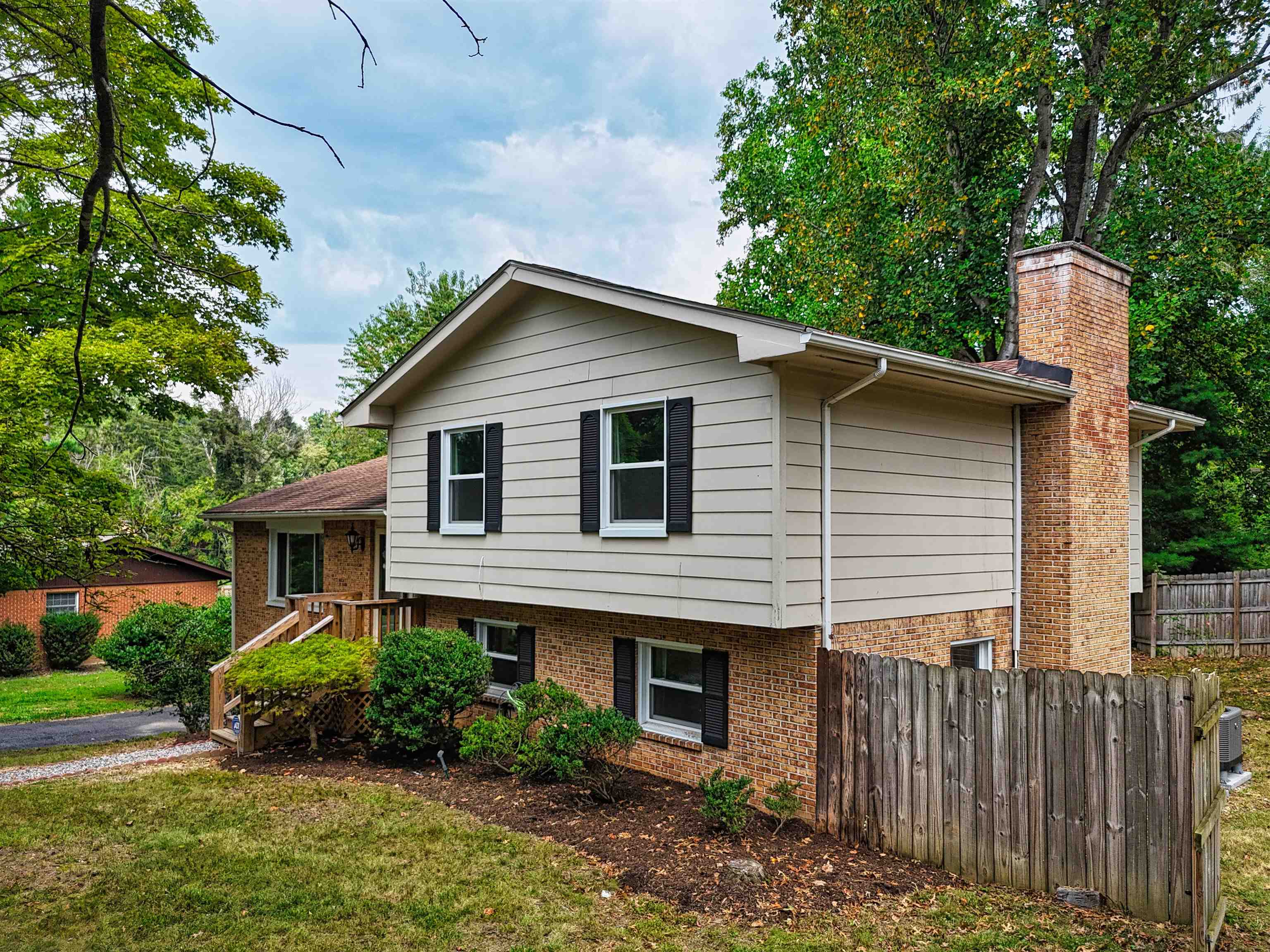 509 Cranwell Circle Blacksburg VA 24060