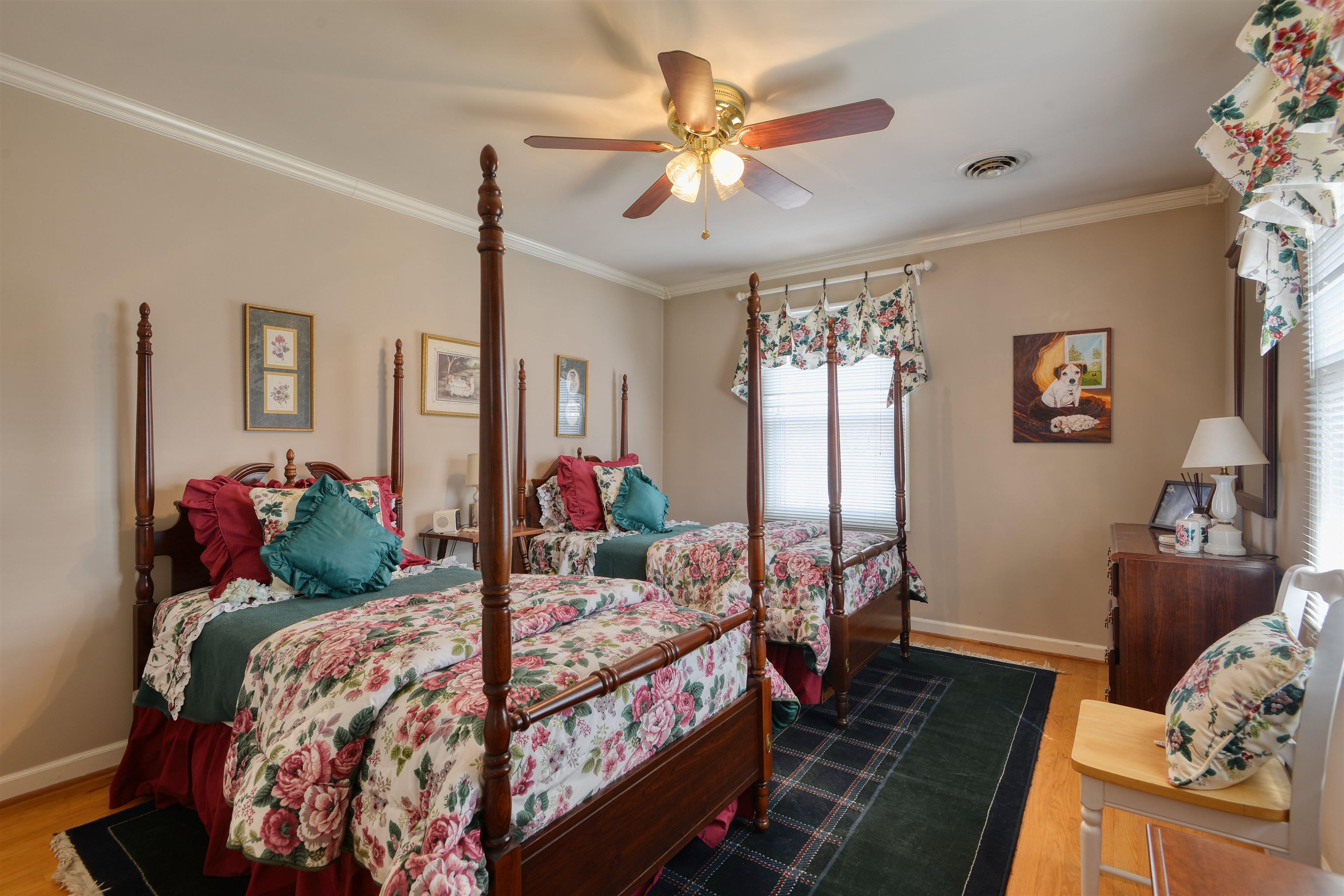 1008 Mcbryde Lane Blacksburg VA 24060