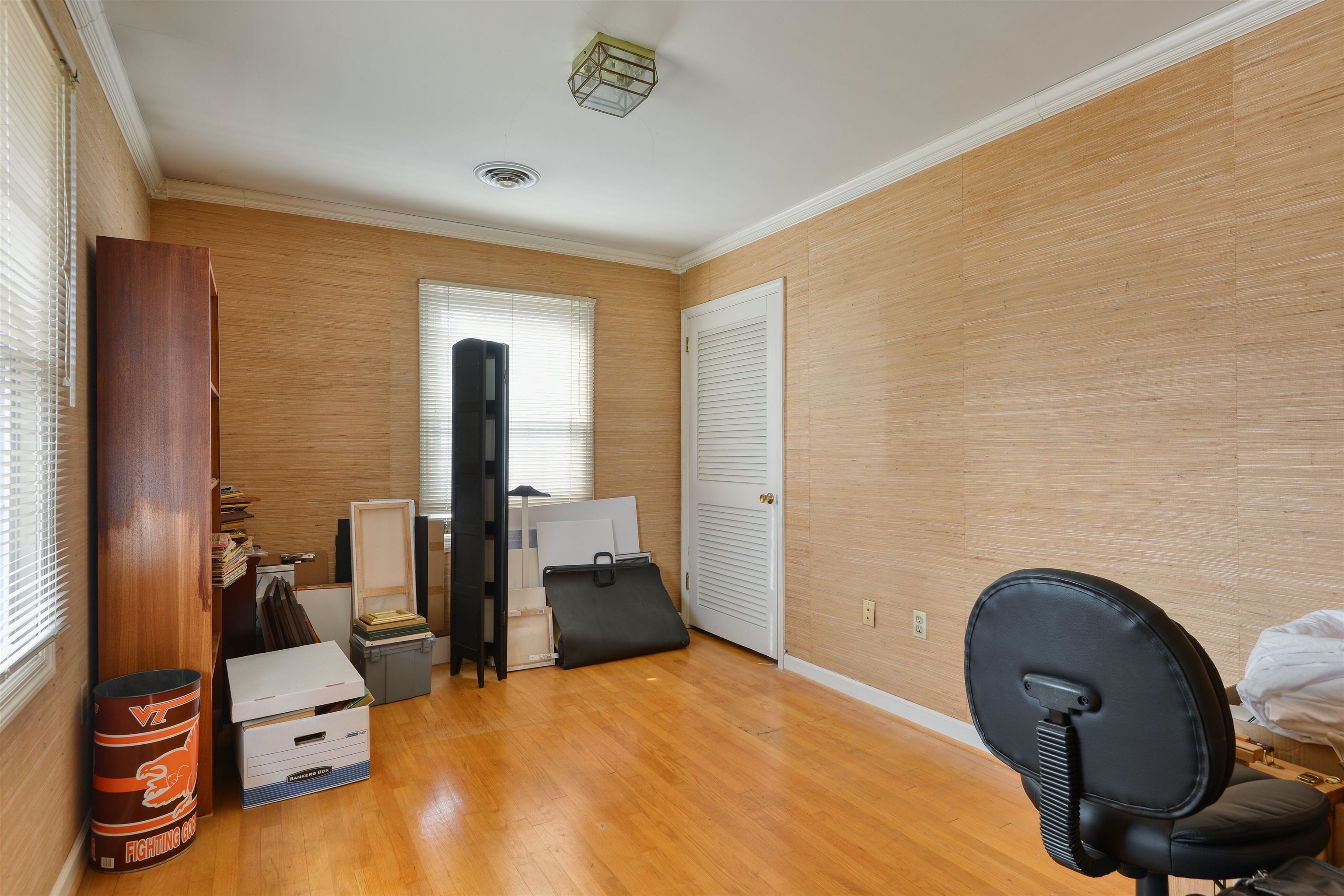 1008 Mcbryde Lane Blacksburg VA 24060