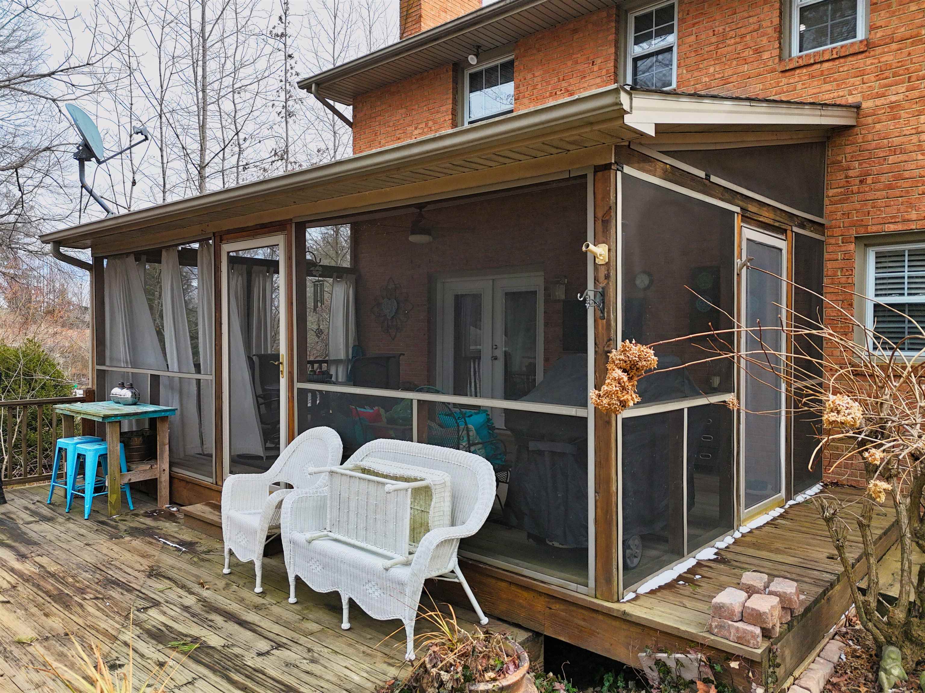 1008 Mcbryde Lane Blacksburg VA 24060