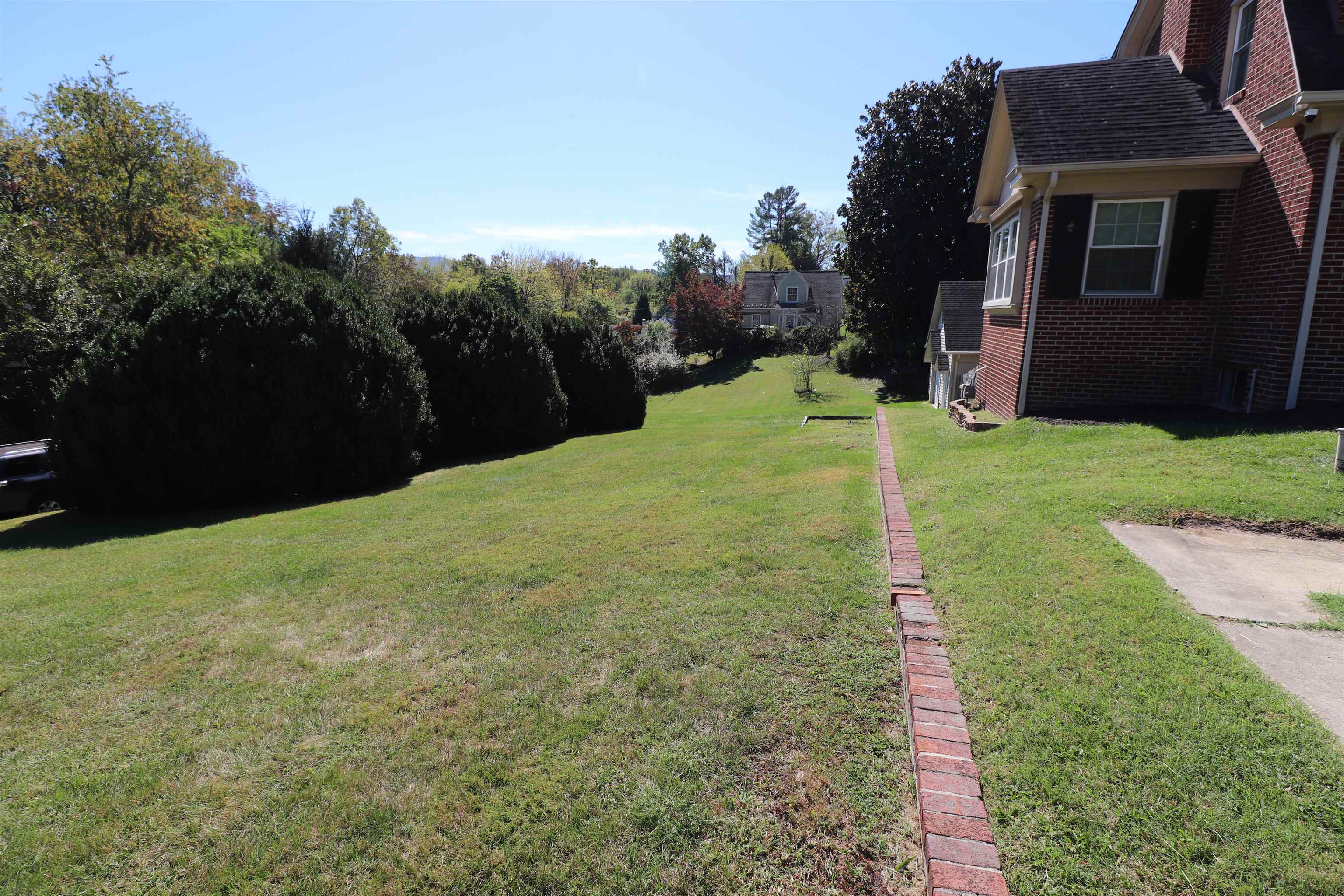 115 14th Street NW Pulaski VA 24301