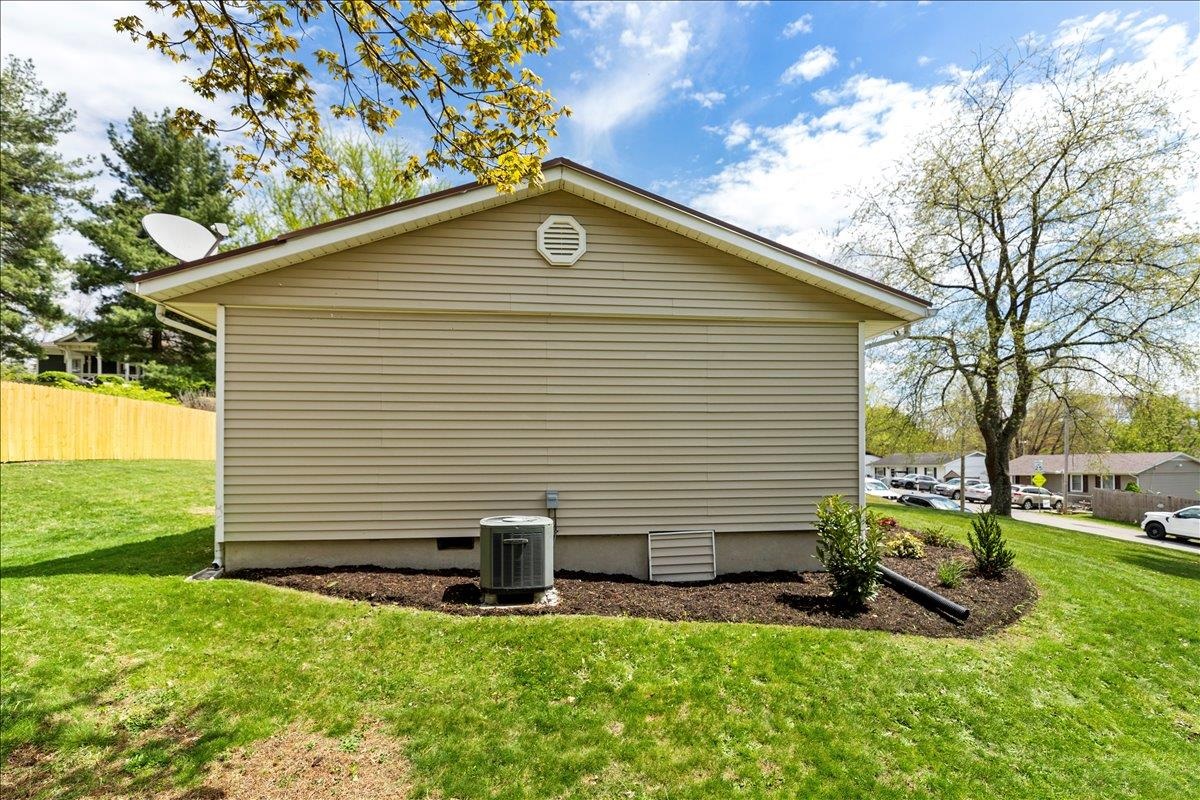 490 Sunnyside Lane NE Christiansburg VA 24073