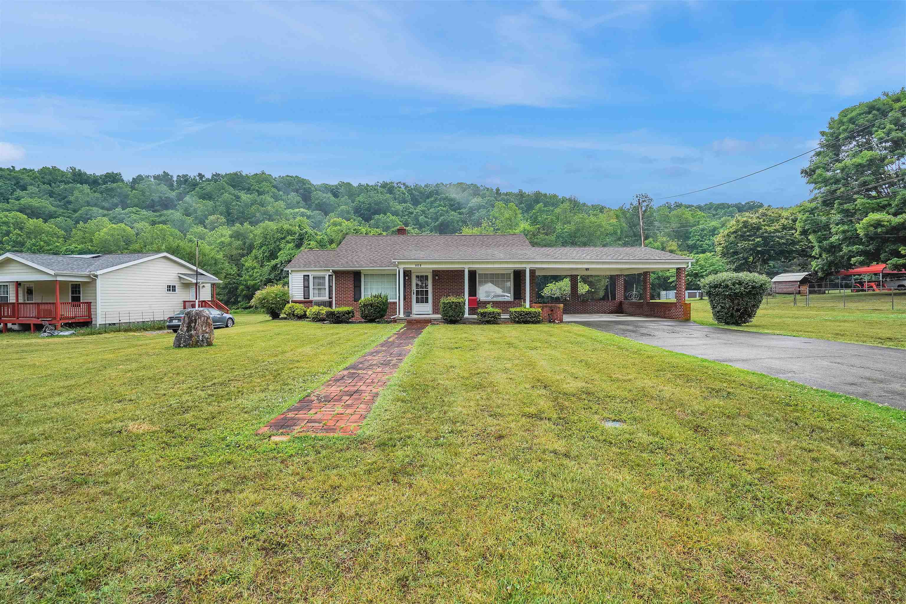608 Cascade Drive Pembroke VA 24136