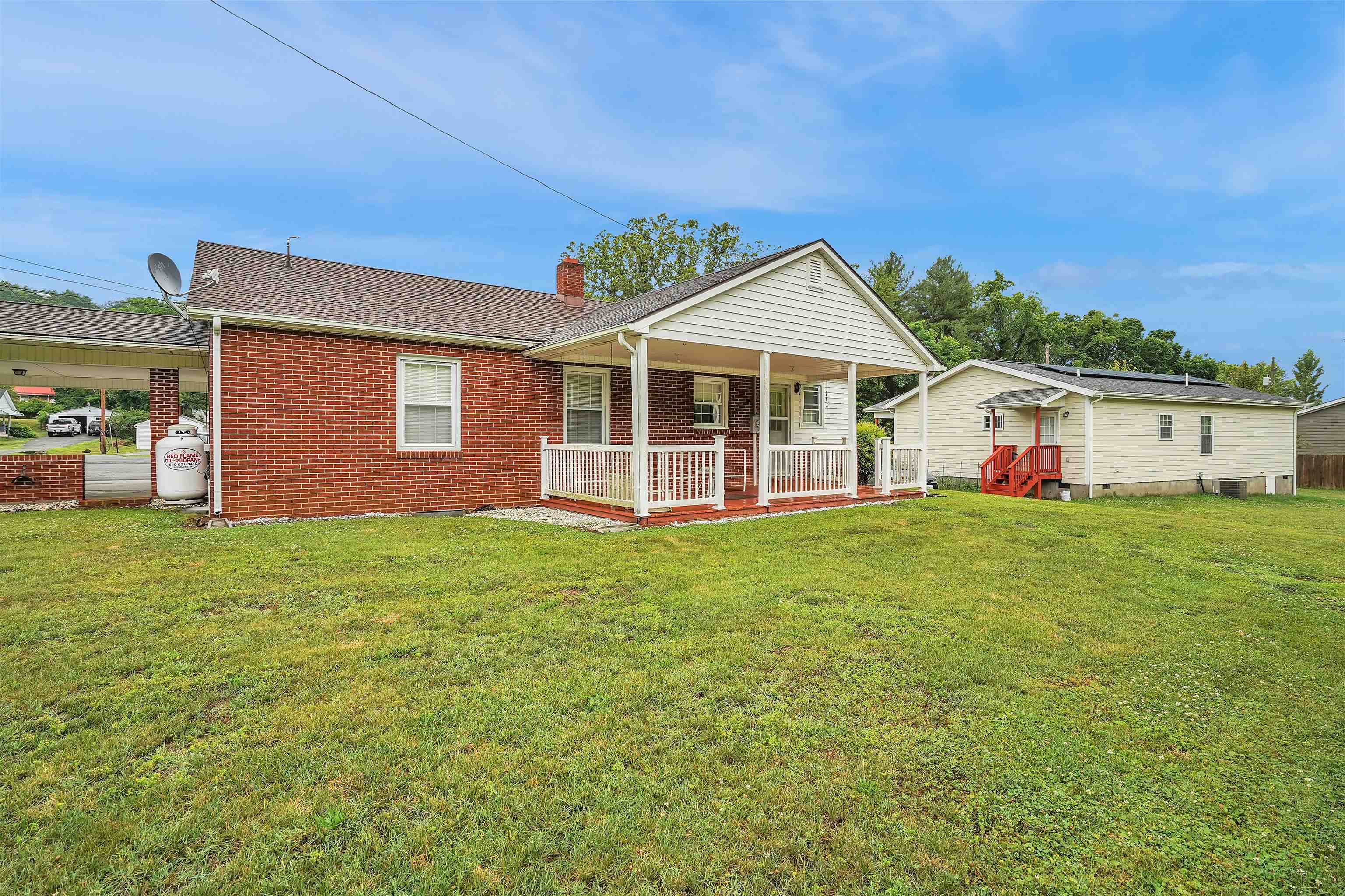 608 Cascade Drive Pembroke VA 24136