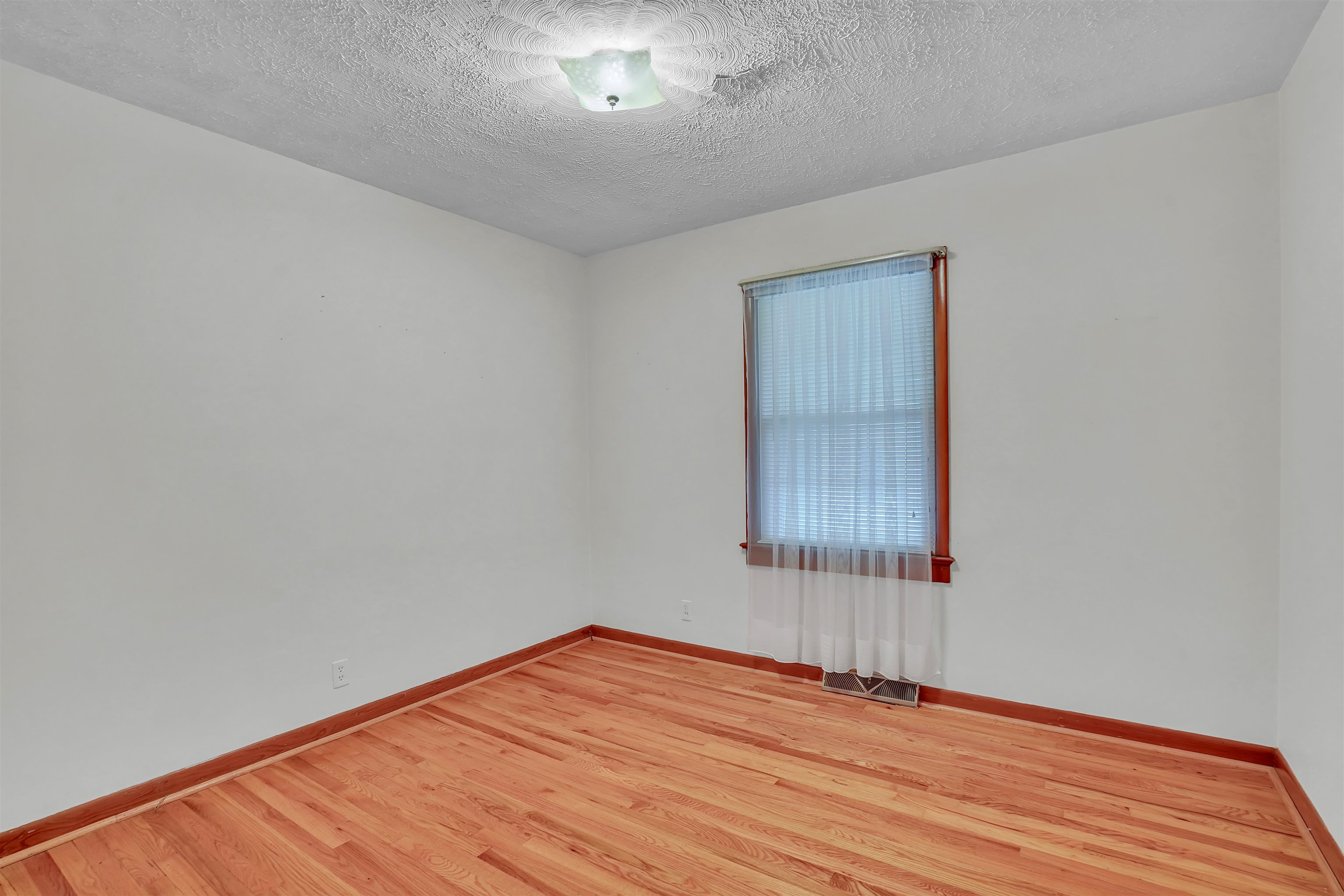 608 Cascade Drive Pembroke VA 24136
