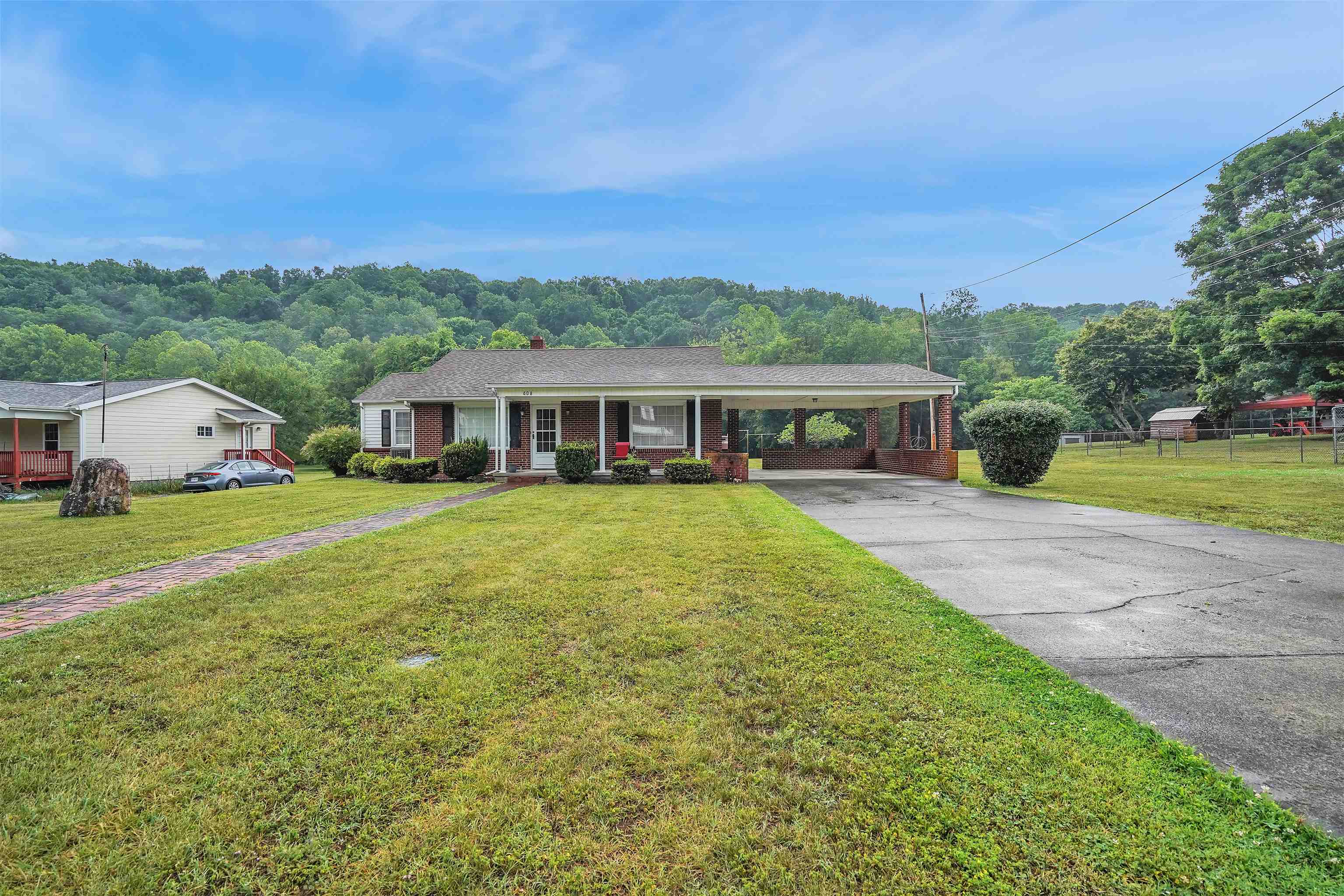 608 Cascade Drive Pembroke VA 24136