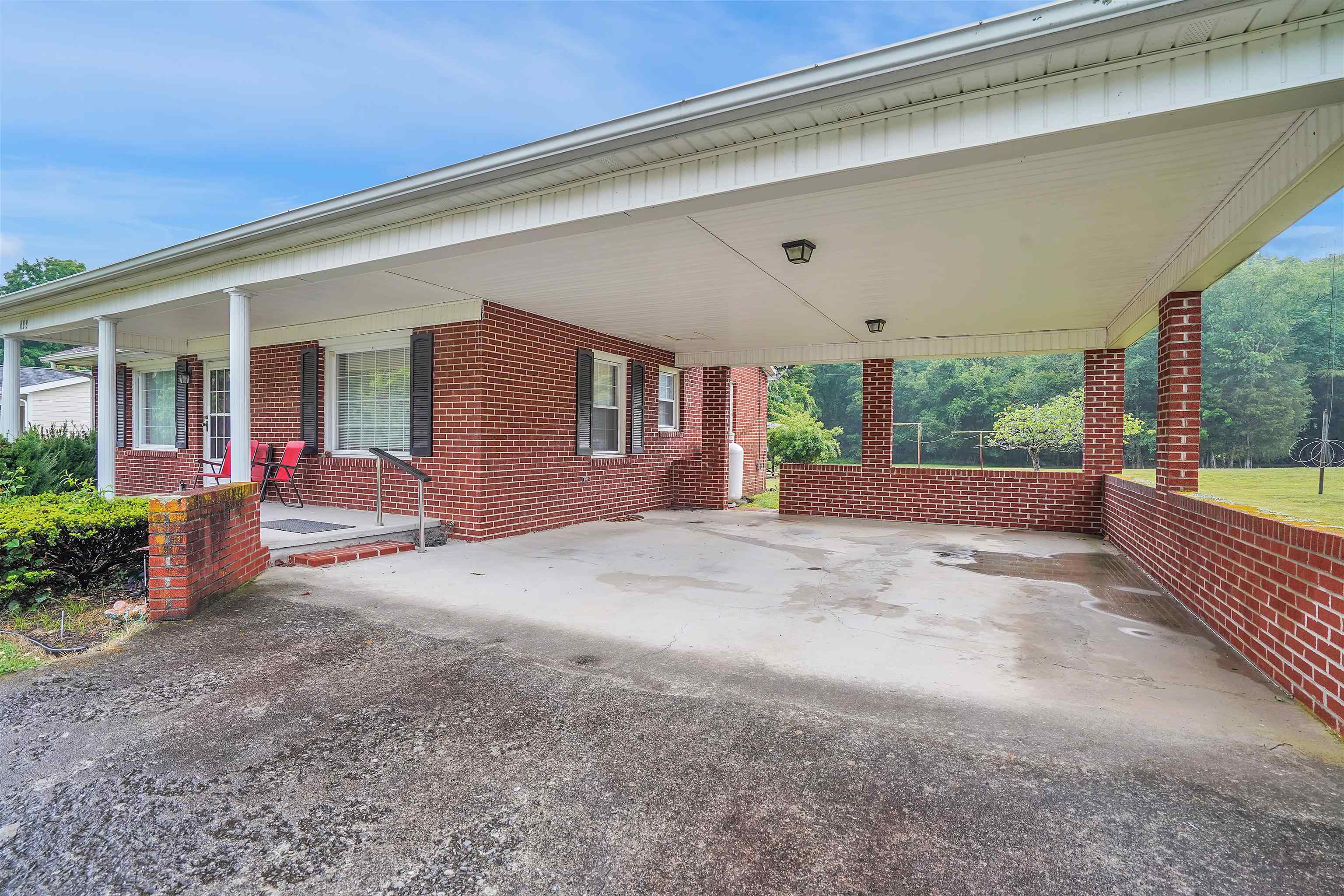 608 Cascade Drive Pembroke VA 24136
