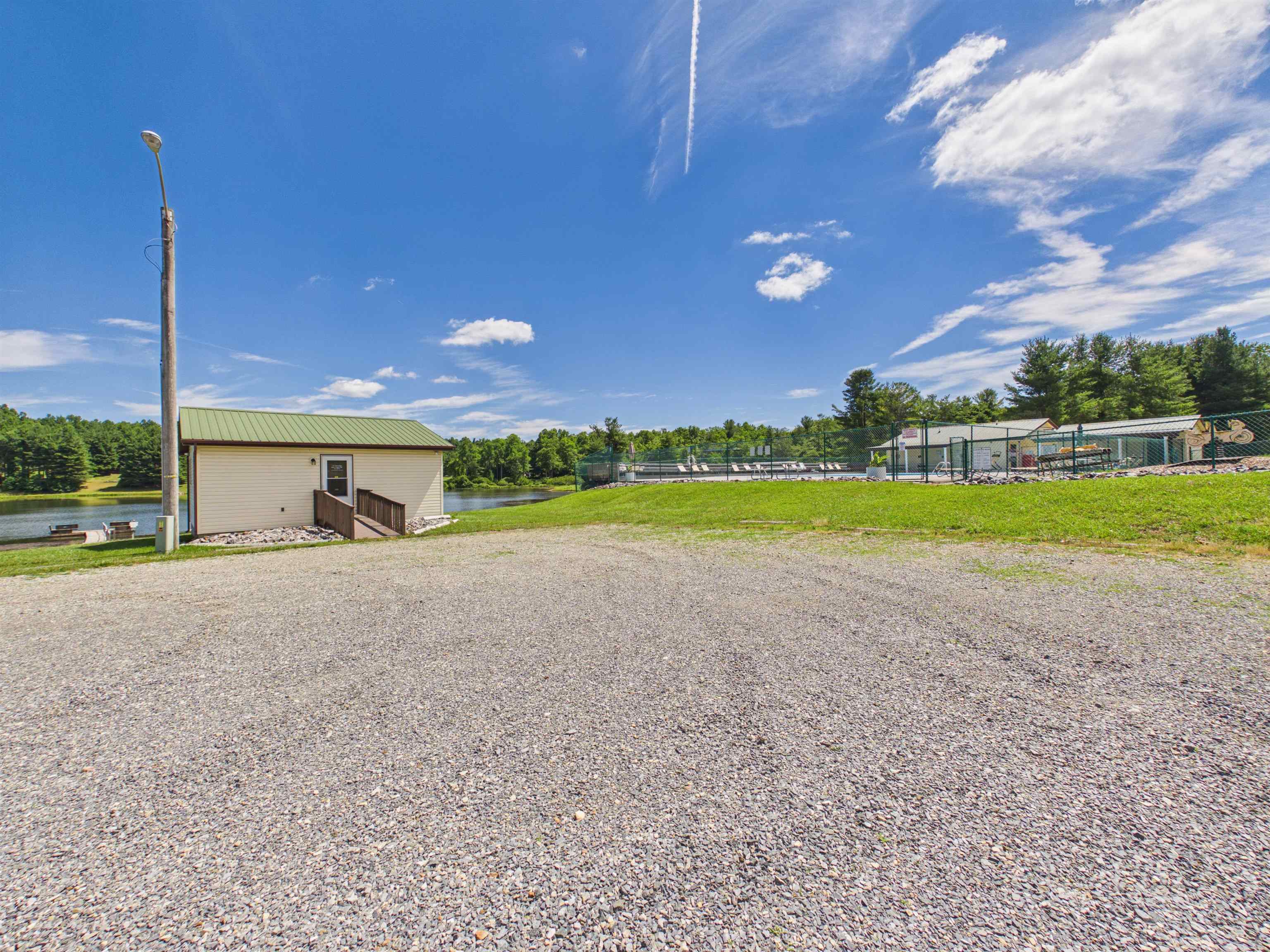 400 Ridge Oak Drive SE Copper Hill VA 24079