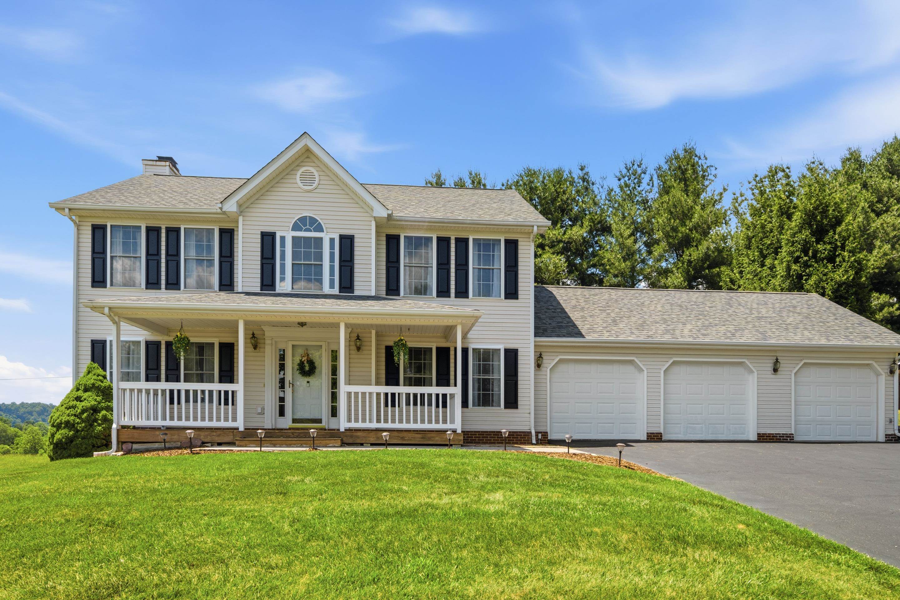 55 Sapphire Avenue Christiansburg VA 24073