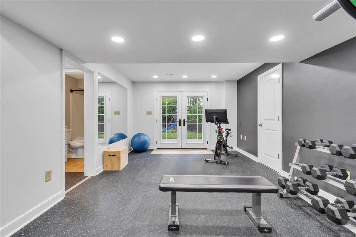 5882 Monet Drive Roanoke VA 24018