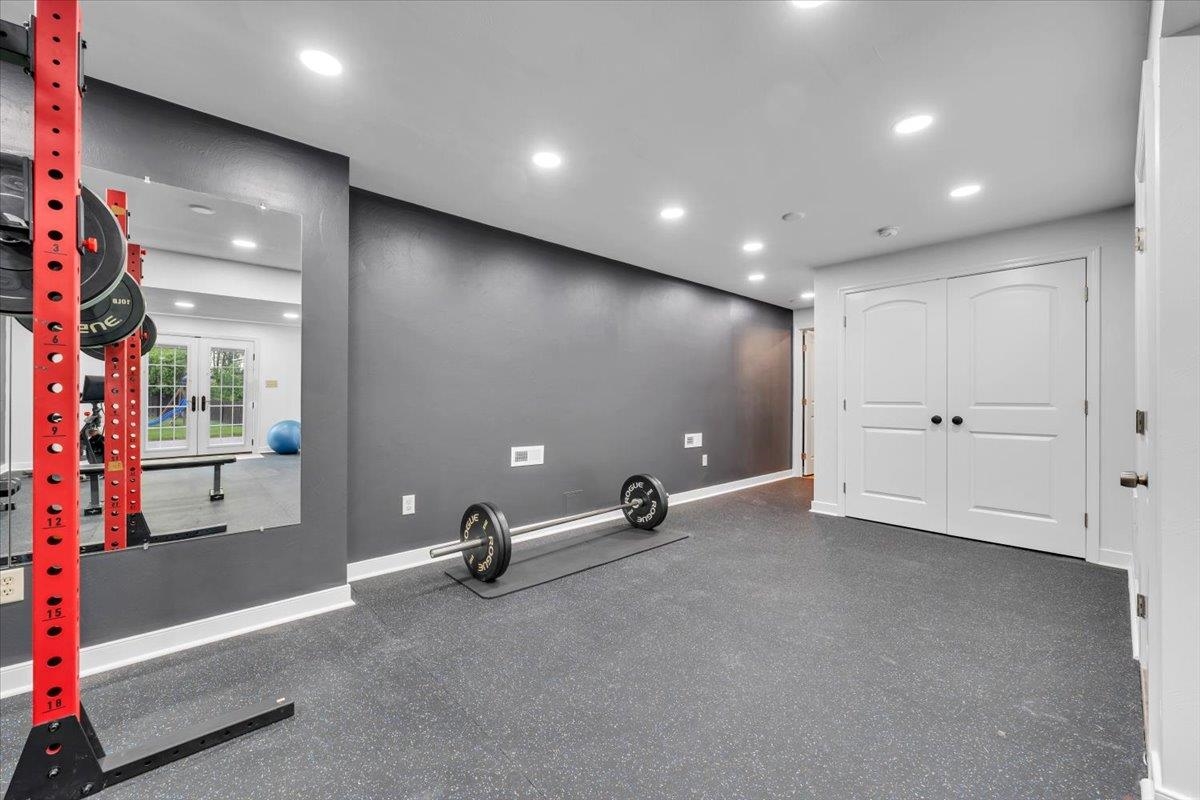 5882 Monet Drive Roanoke VA 24018