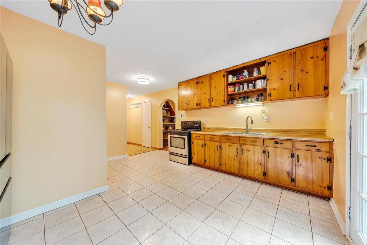 112 Shawsville Pike NE Check VA 24072