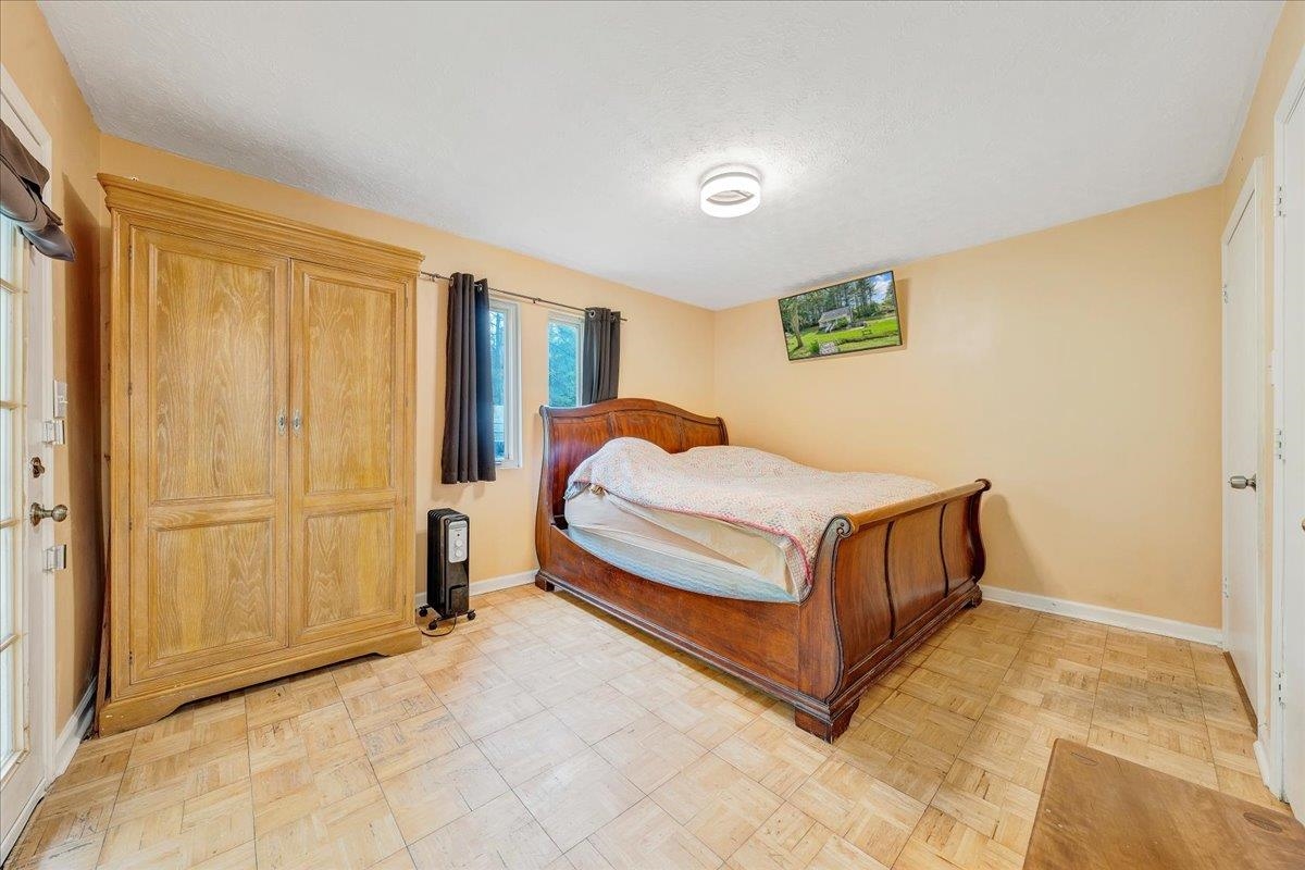 112 Shawsville Pike NE Check VA 24072