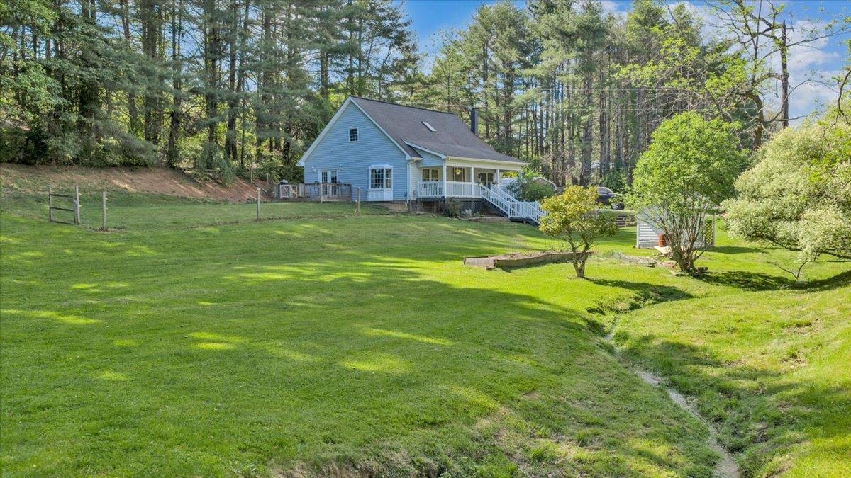 112 Shawsville Pike NE Check VA 24072