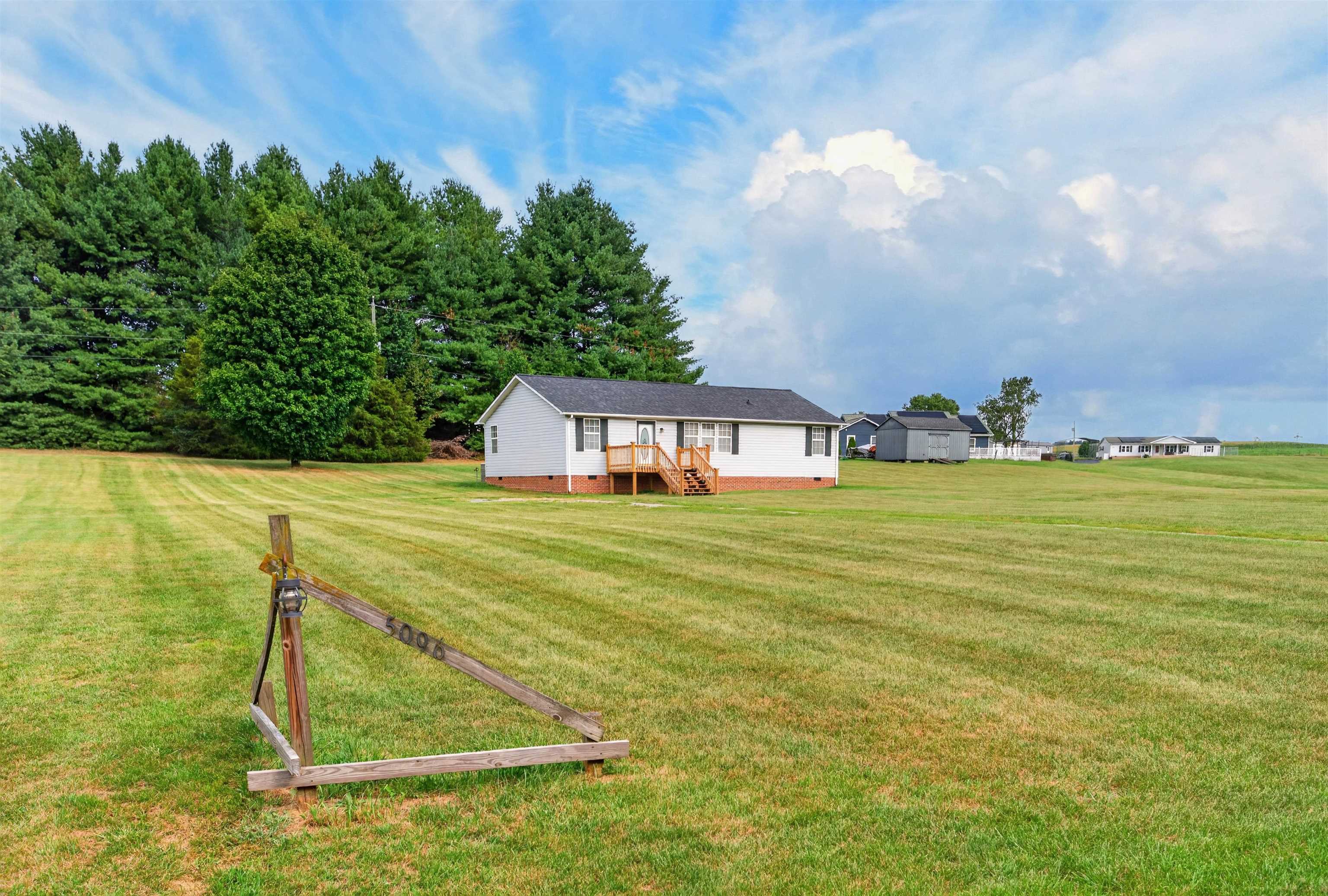 5096 Thornspring Road Pulaski VA 24301