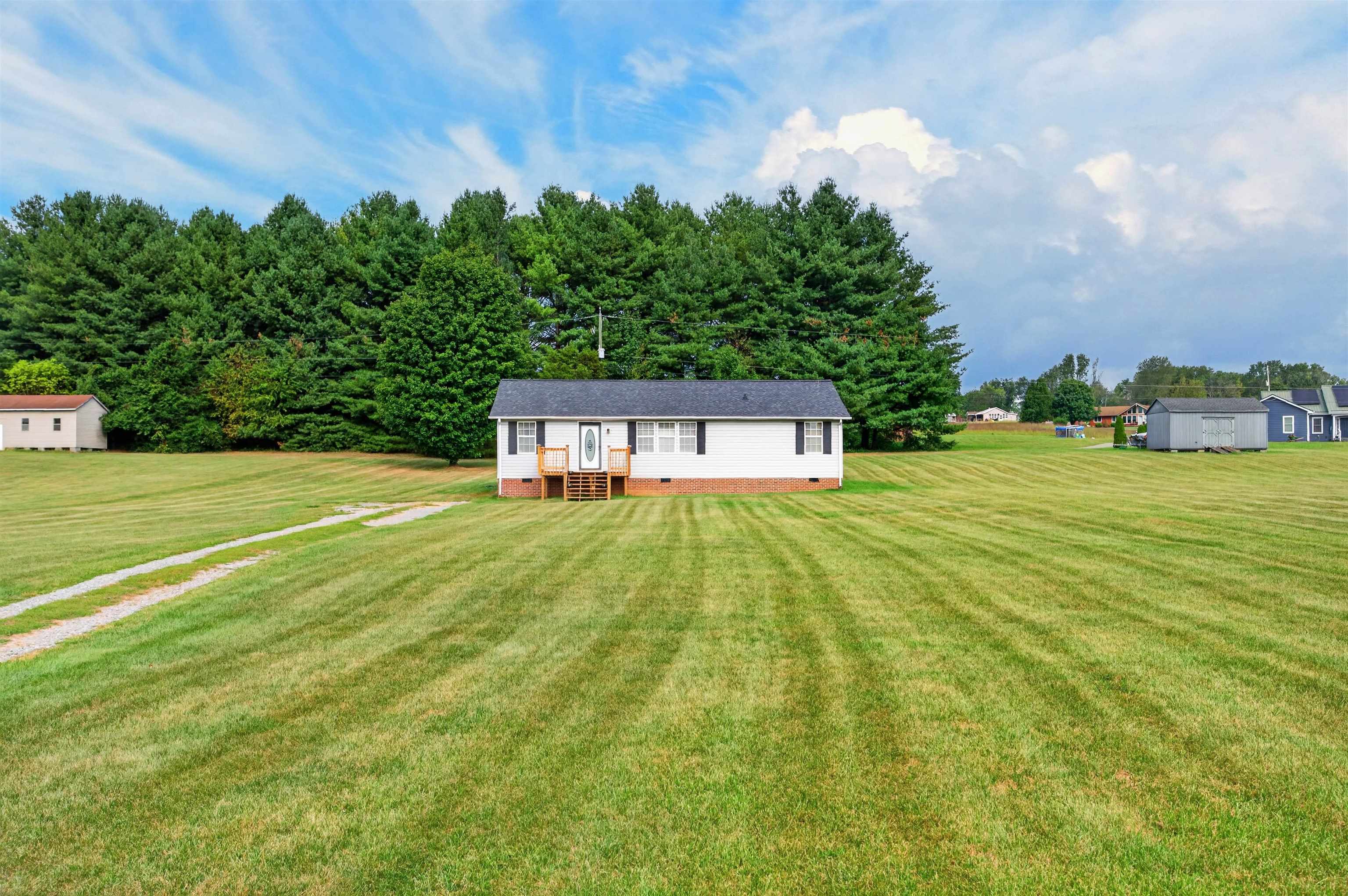 5096 Thornspring Road Pulaski VA 24301