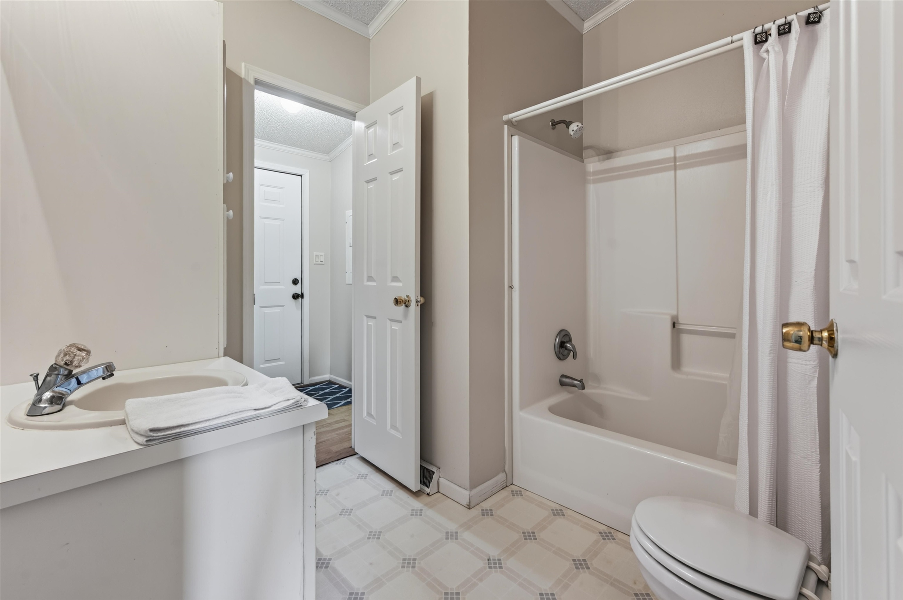 5096 Thornspring Road Pulaski VA 24301