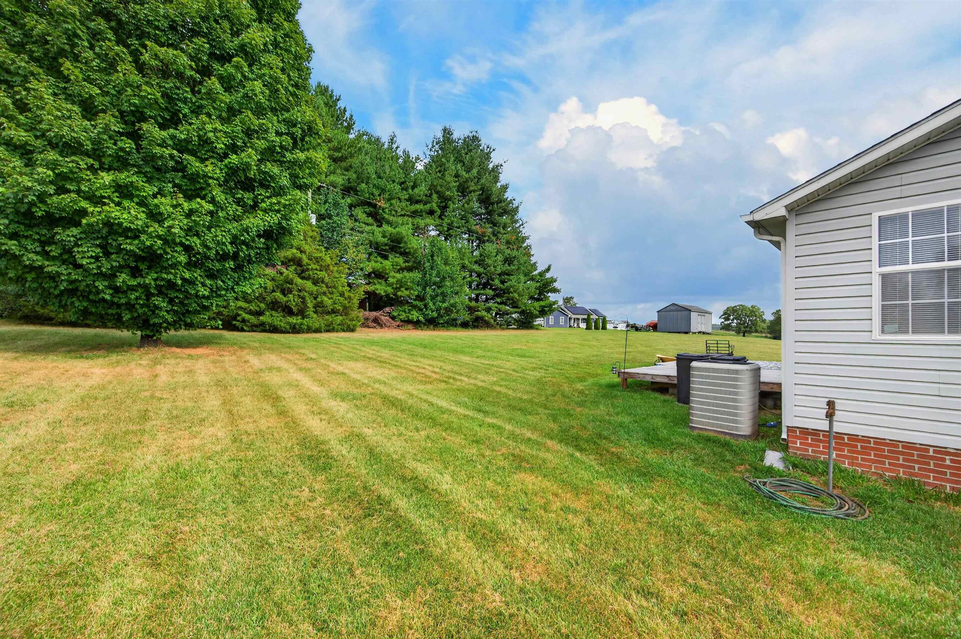 5096 Thornspring Road Pulaski VA 24301