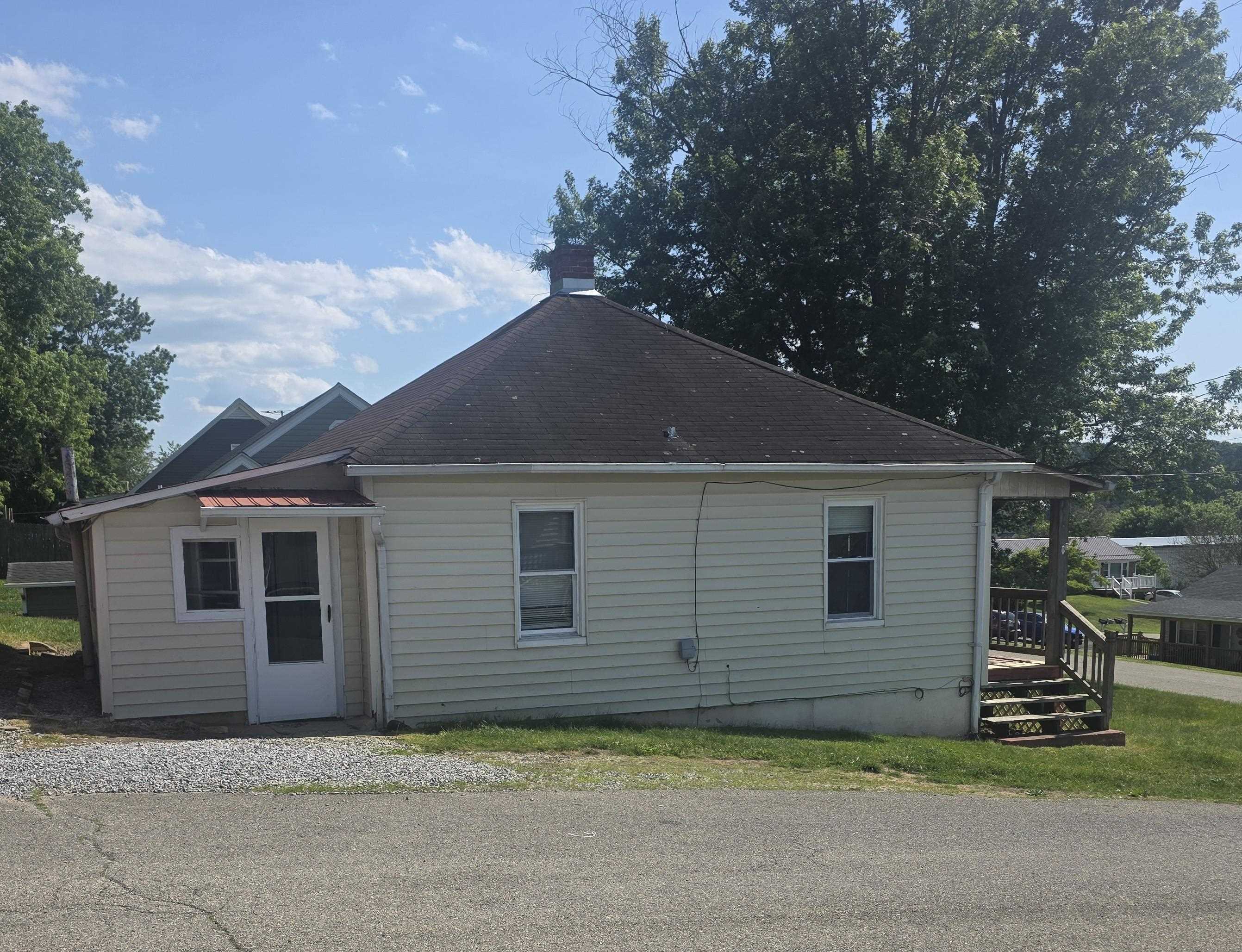 2100 Second Street Radford VA 24141