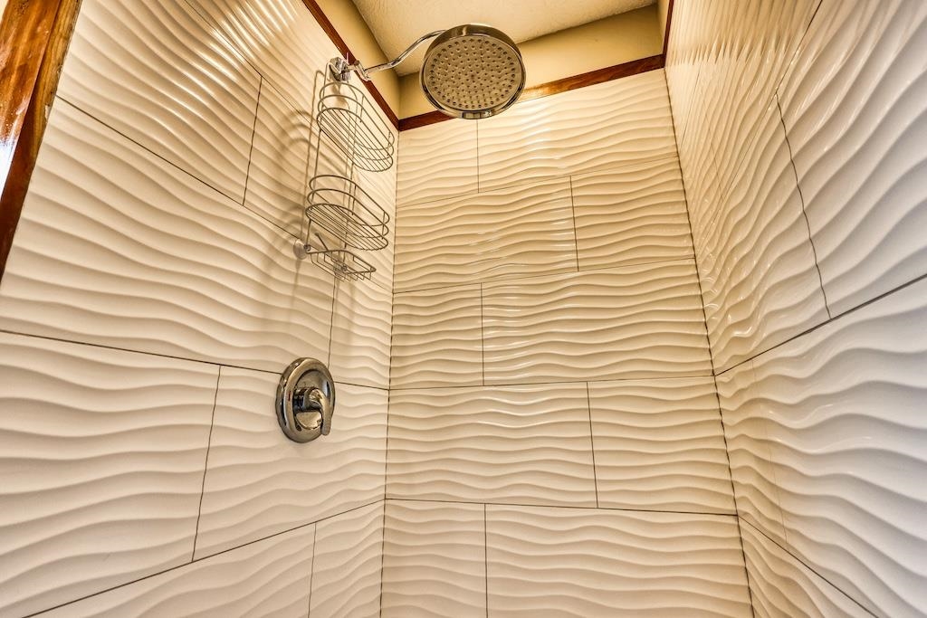 1011 Wilson Cemetery Road Check VA 24072