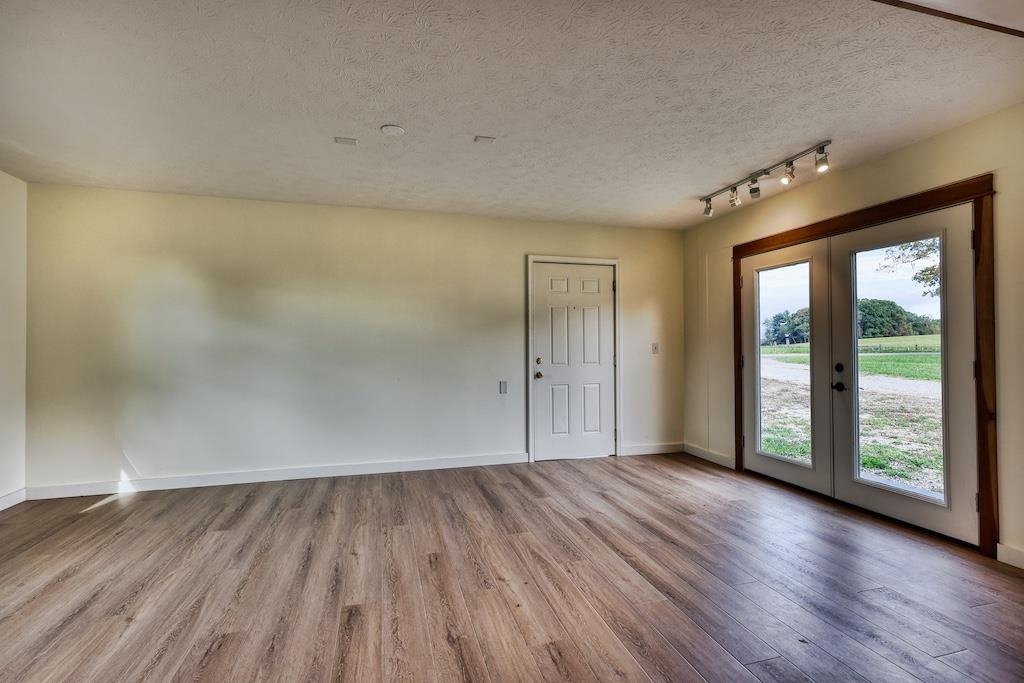 1011 Wilson Cemetery Road Check VA 24072