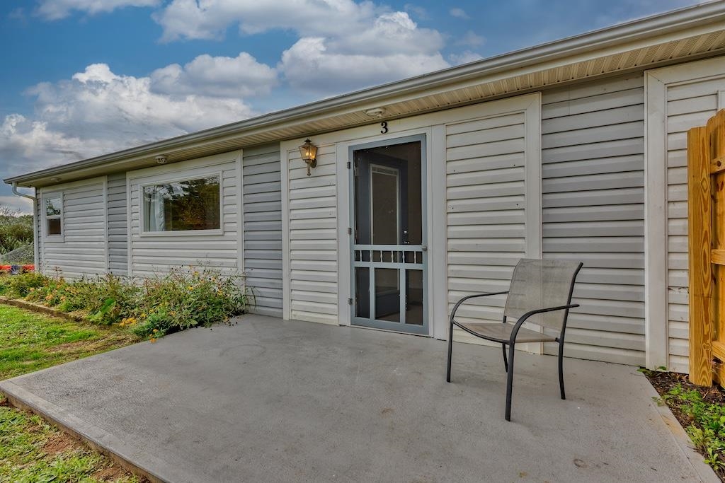 1011 Wilson Cemetery Road Check VA 24072