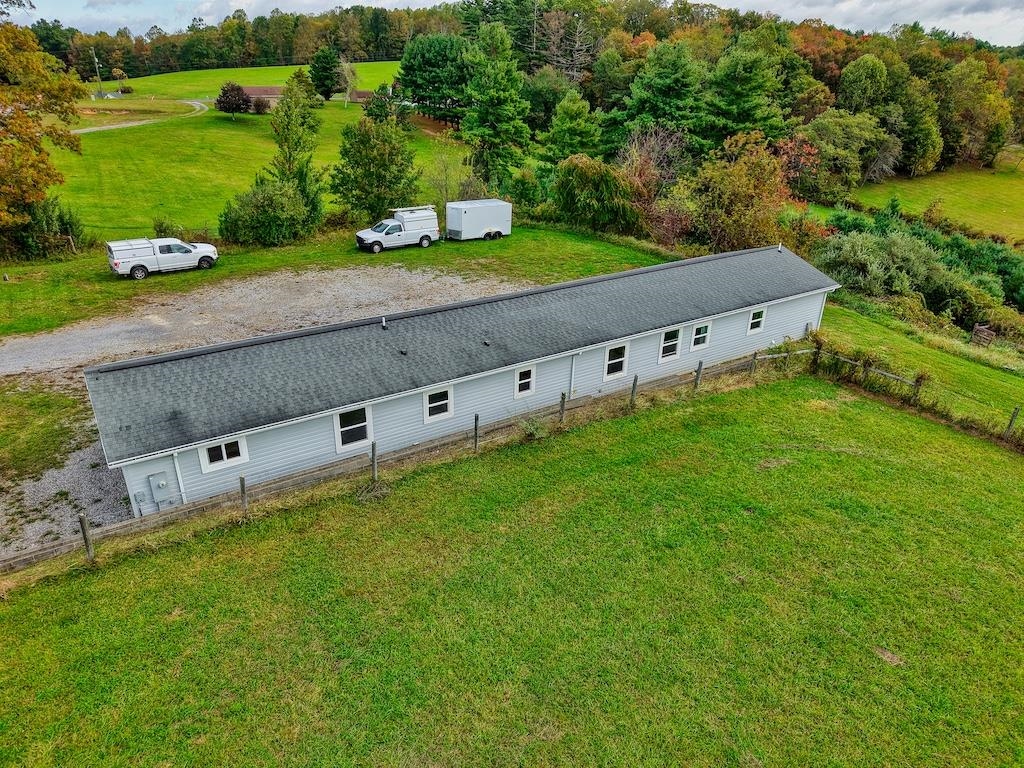 1011 Wilson Cemetery Road Check VA 24072