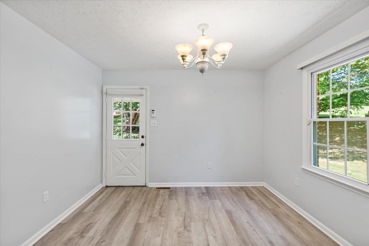 5330 Cougar Circle Dublin VA 24084