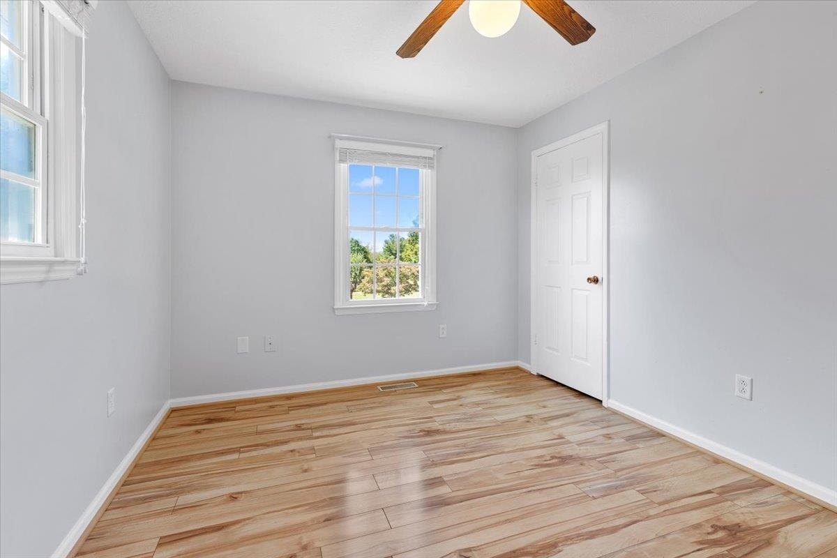 5330 Cougar Circle Dublin VA 24084