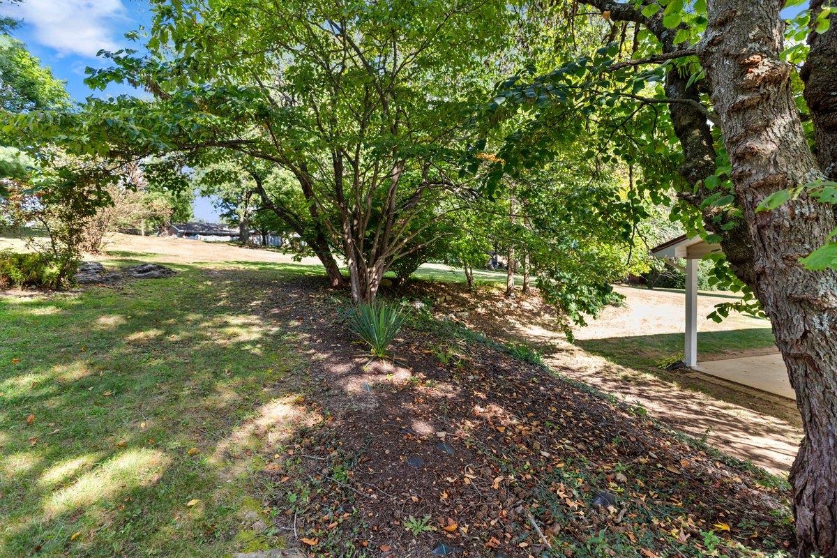 5330 Cougar Circle Dublin VA 24084