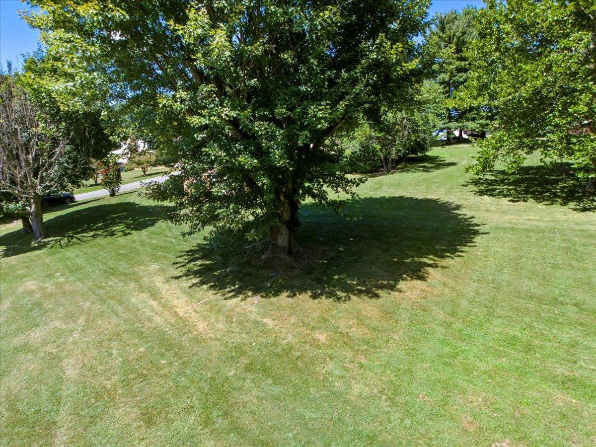 5330 Cougar Circle Dublin VA 24084