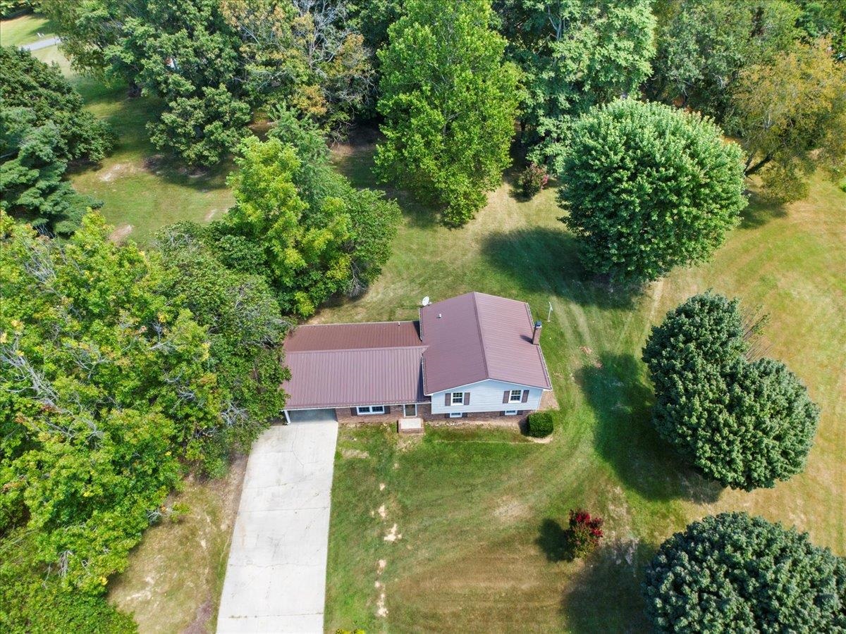 5330 Cougar Circle Dublin VA 24084