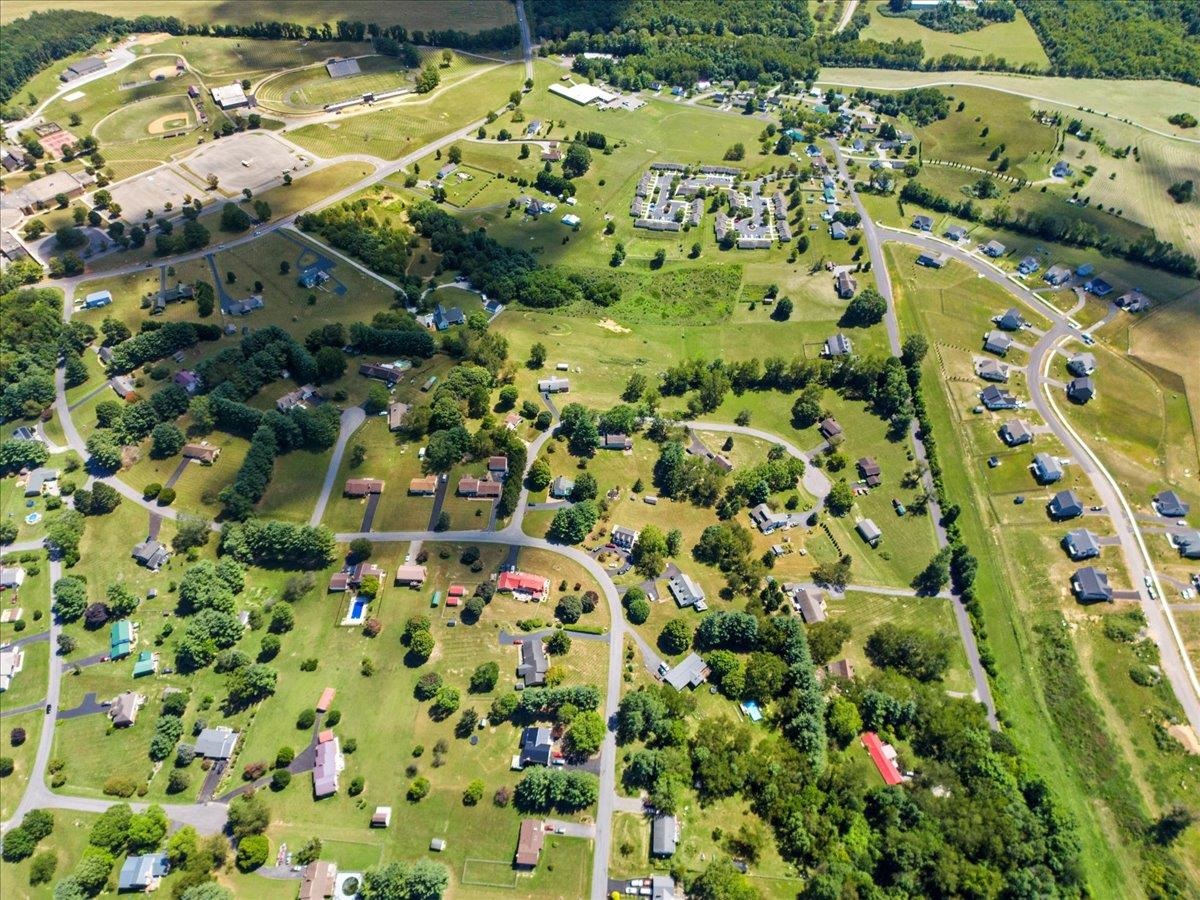 5330 Cougar Circle Dublin VA 24084