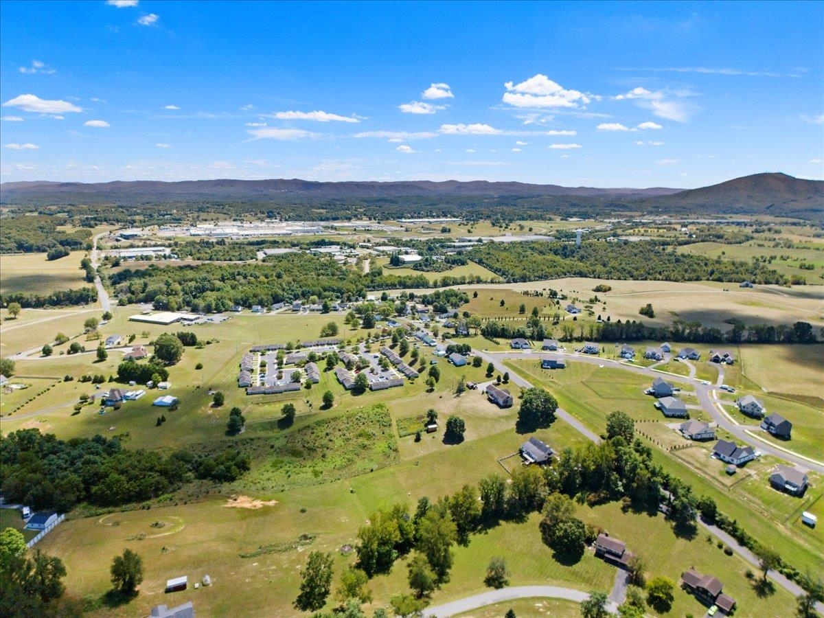 5330 Cougar Circle Dublin VA 24084