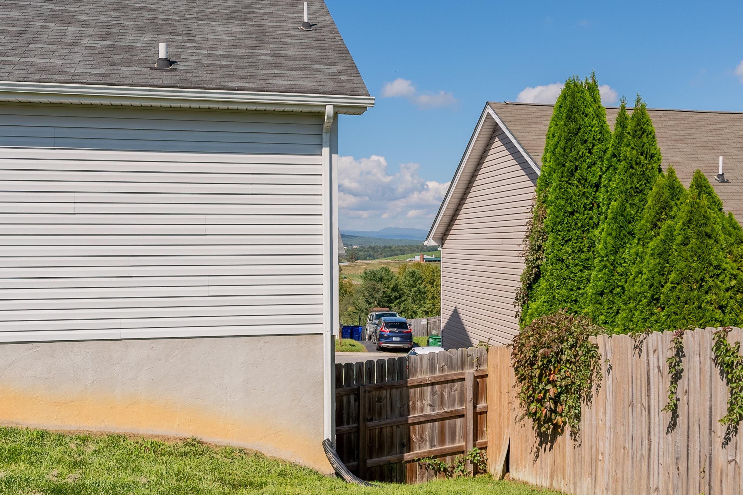 365 Chelsea Loop Christiansburg VA 24073