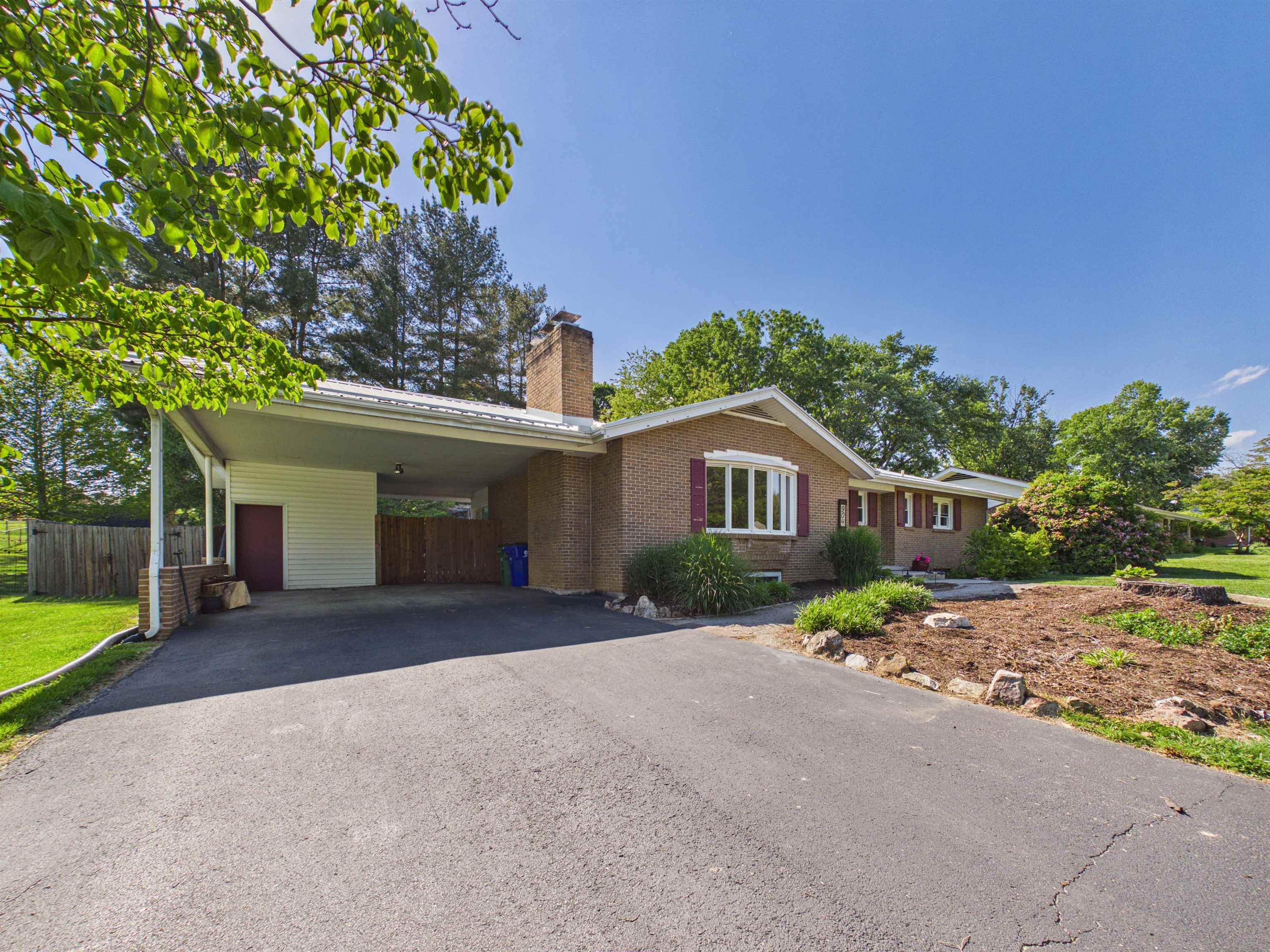 904 Buchannan Drive Blacksburg VA 24060