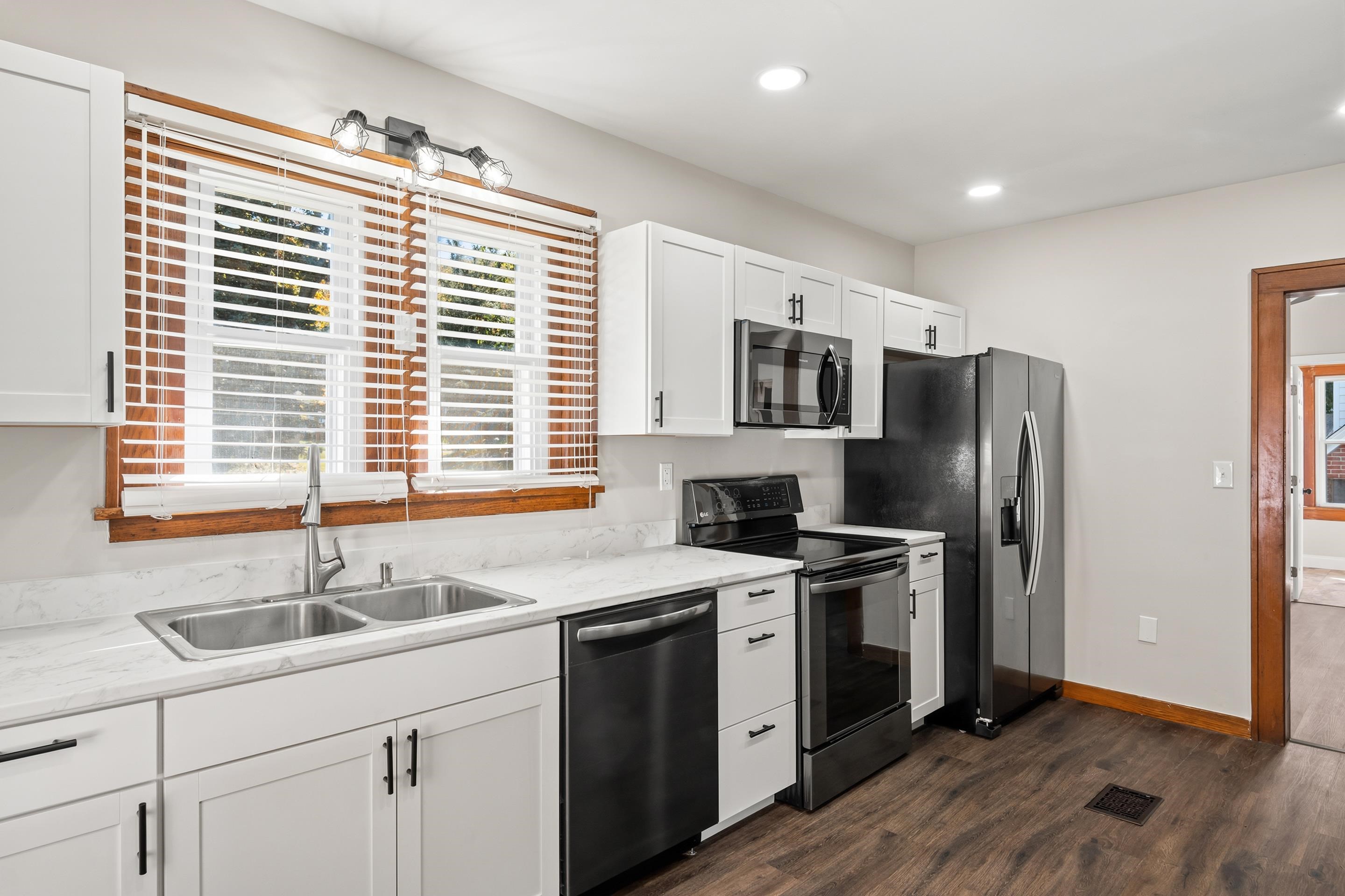 506 Wolf Street Narrows VA 24124