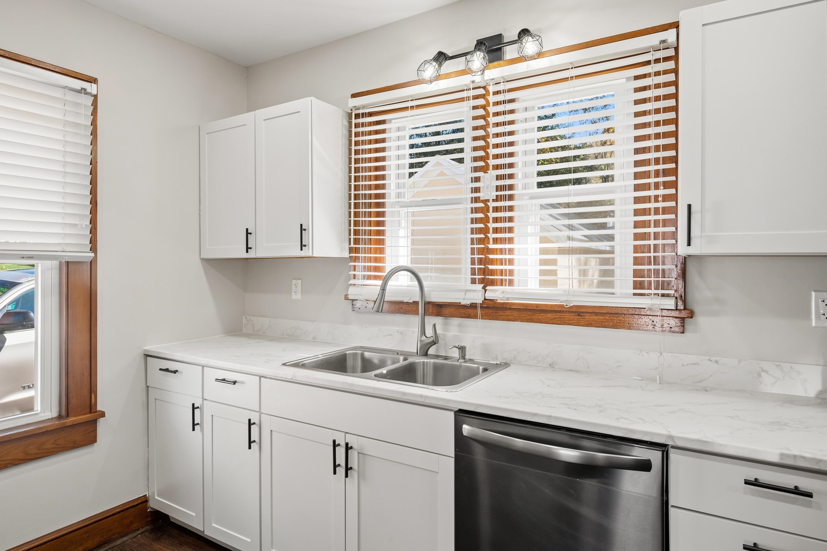 506 Wolf Street Narrows VA 24124