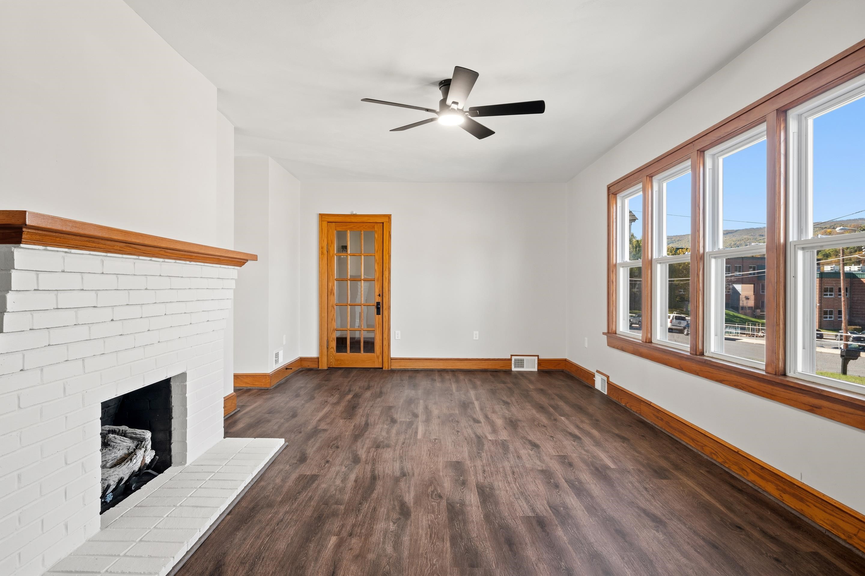 506 Wolf Street Narrows VA 24124