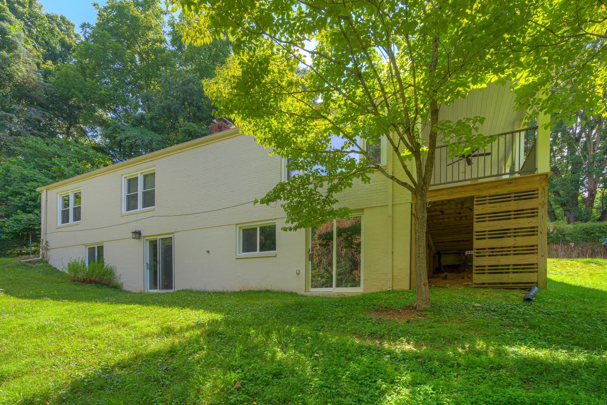 1005 Highland Circle Blacksburg VA 24060