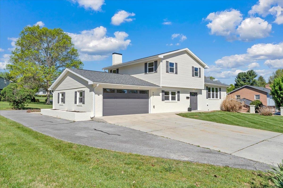 825 N 18th Street Wytheville VA 24382