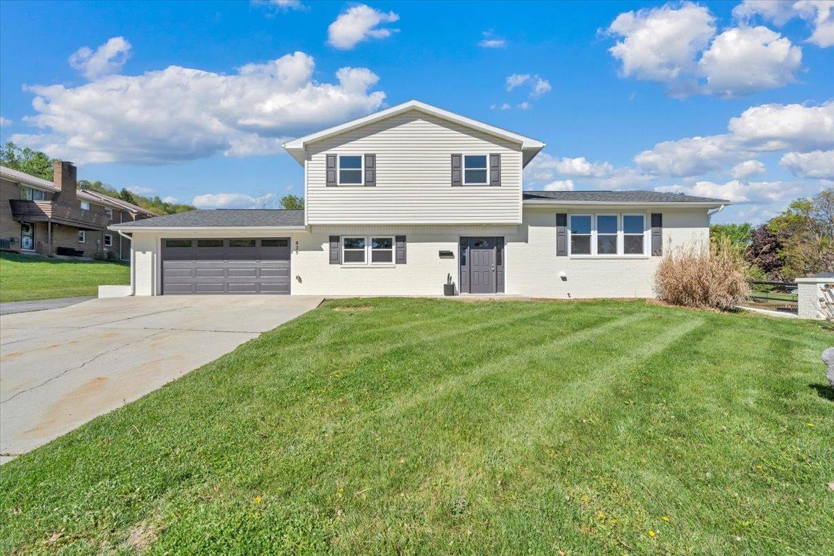 825 N 18th Street Wytheville VA 24382